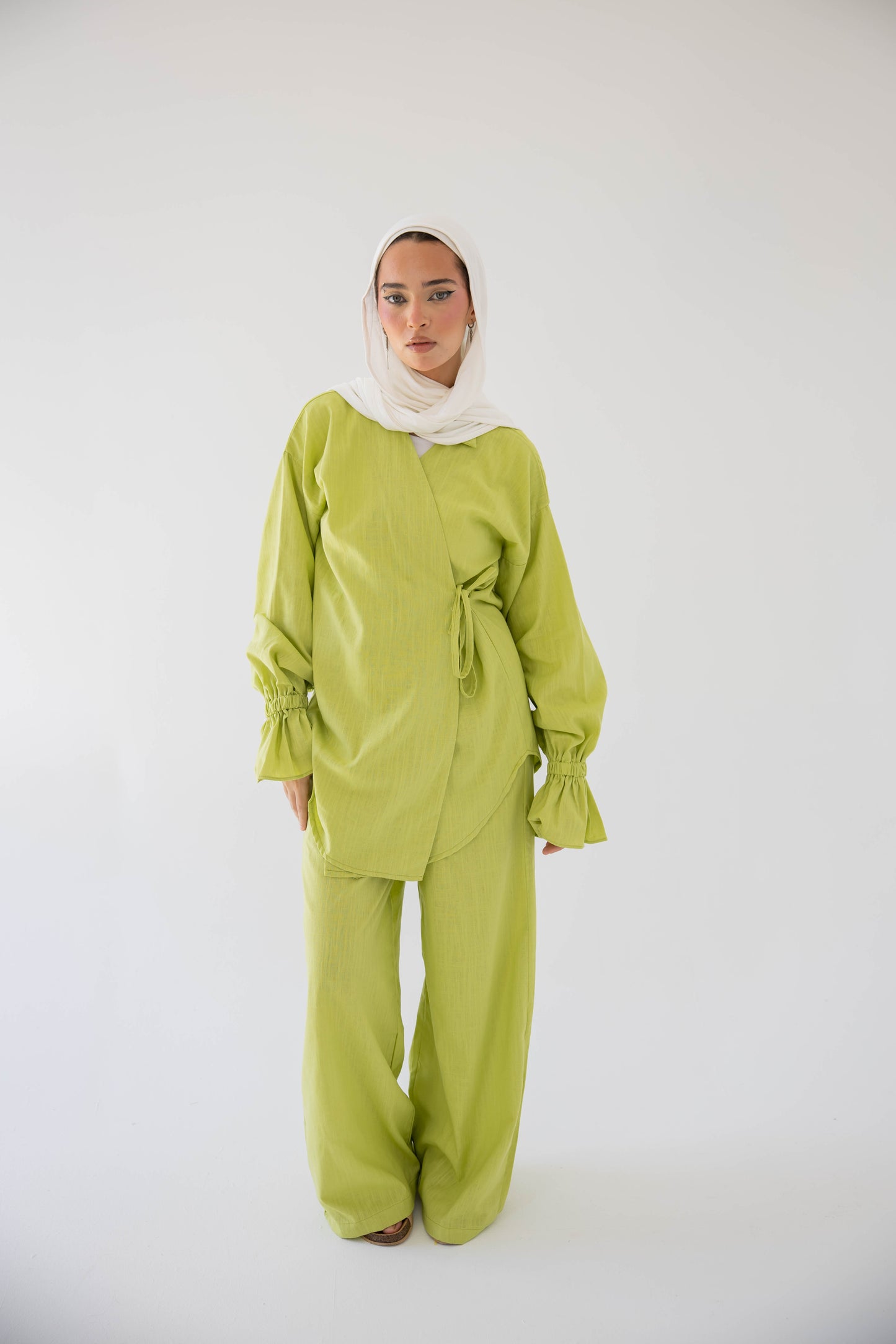 ASMC linen set in Electric Green