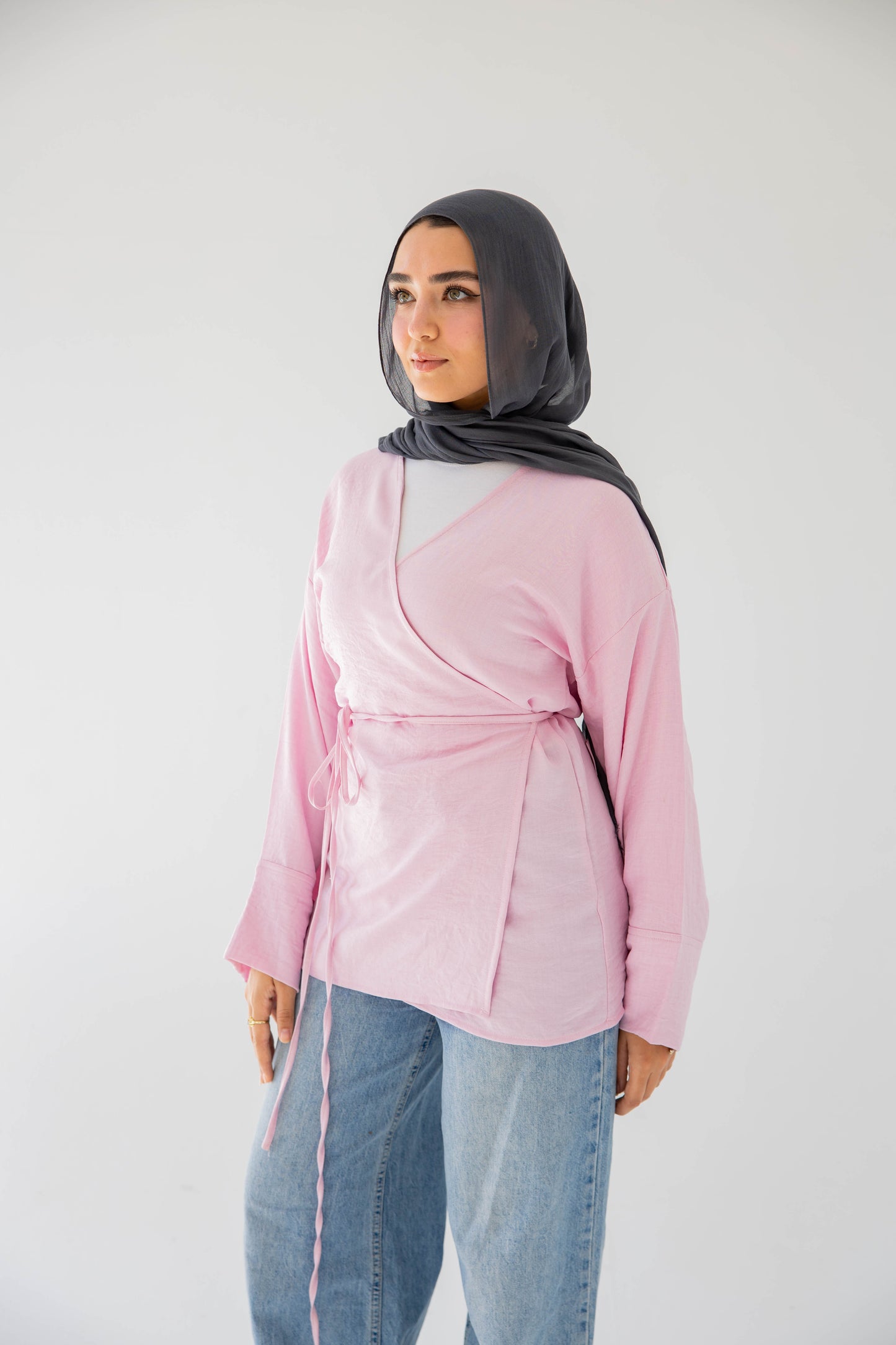 Luna wrap in Barbie pink