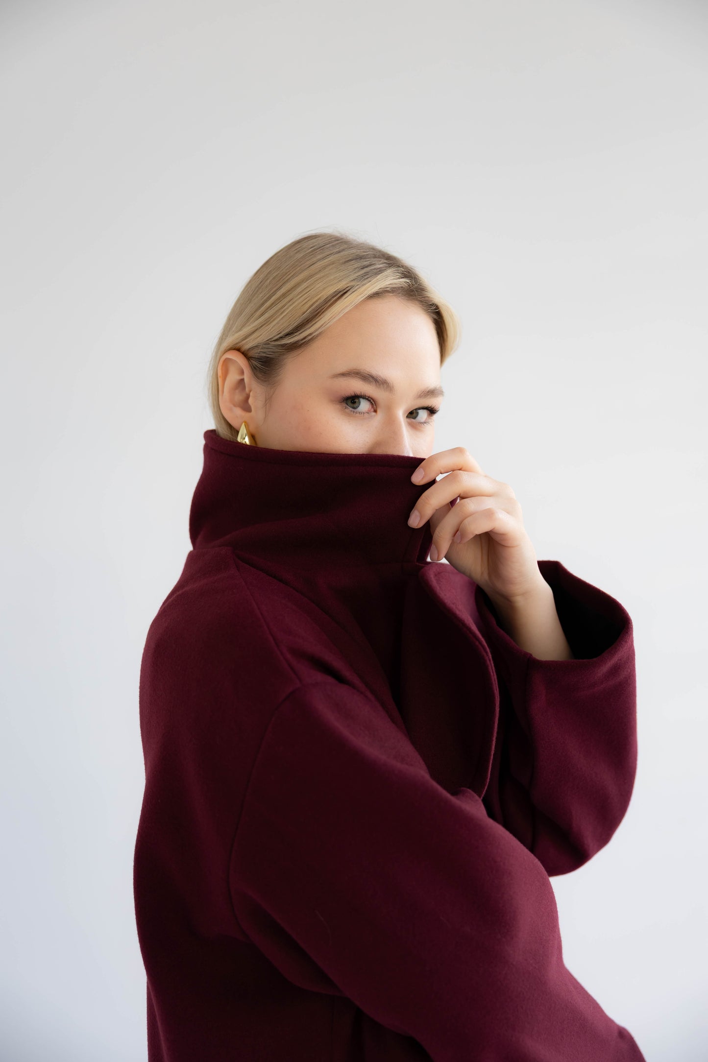 Snow Grace Coat In Mulberry