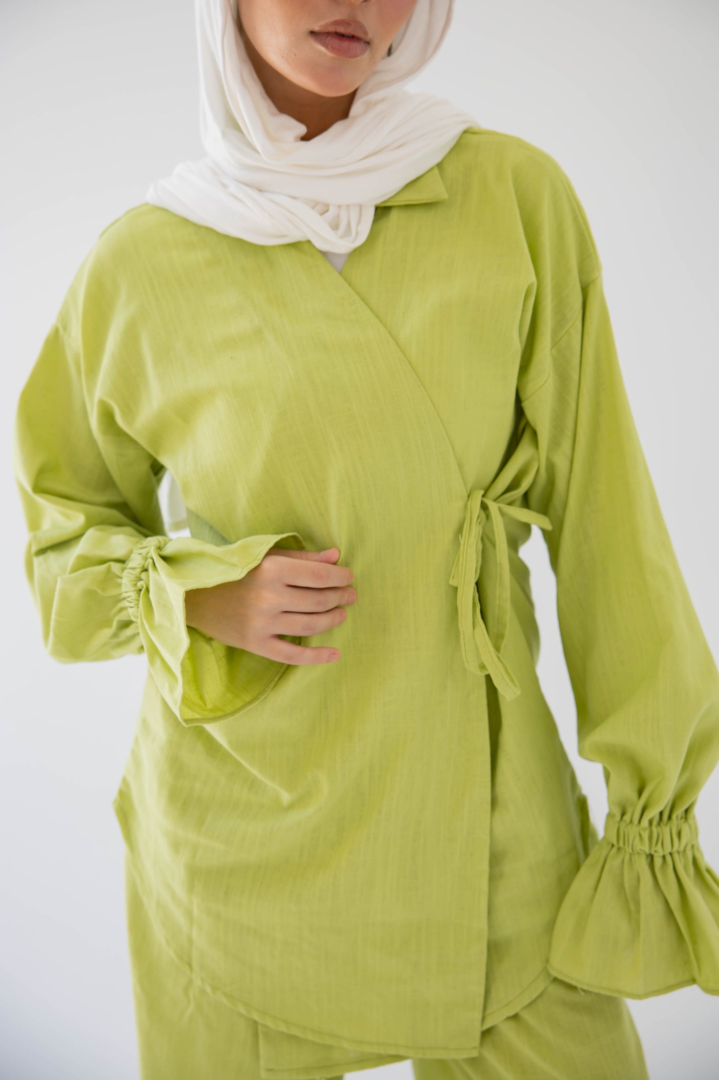 ASMC linen set in Electric Green
