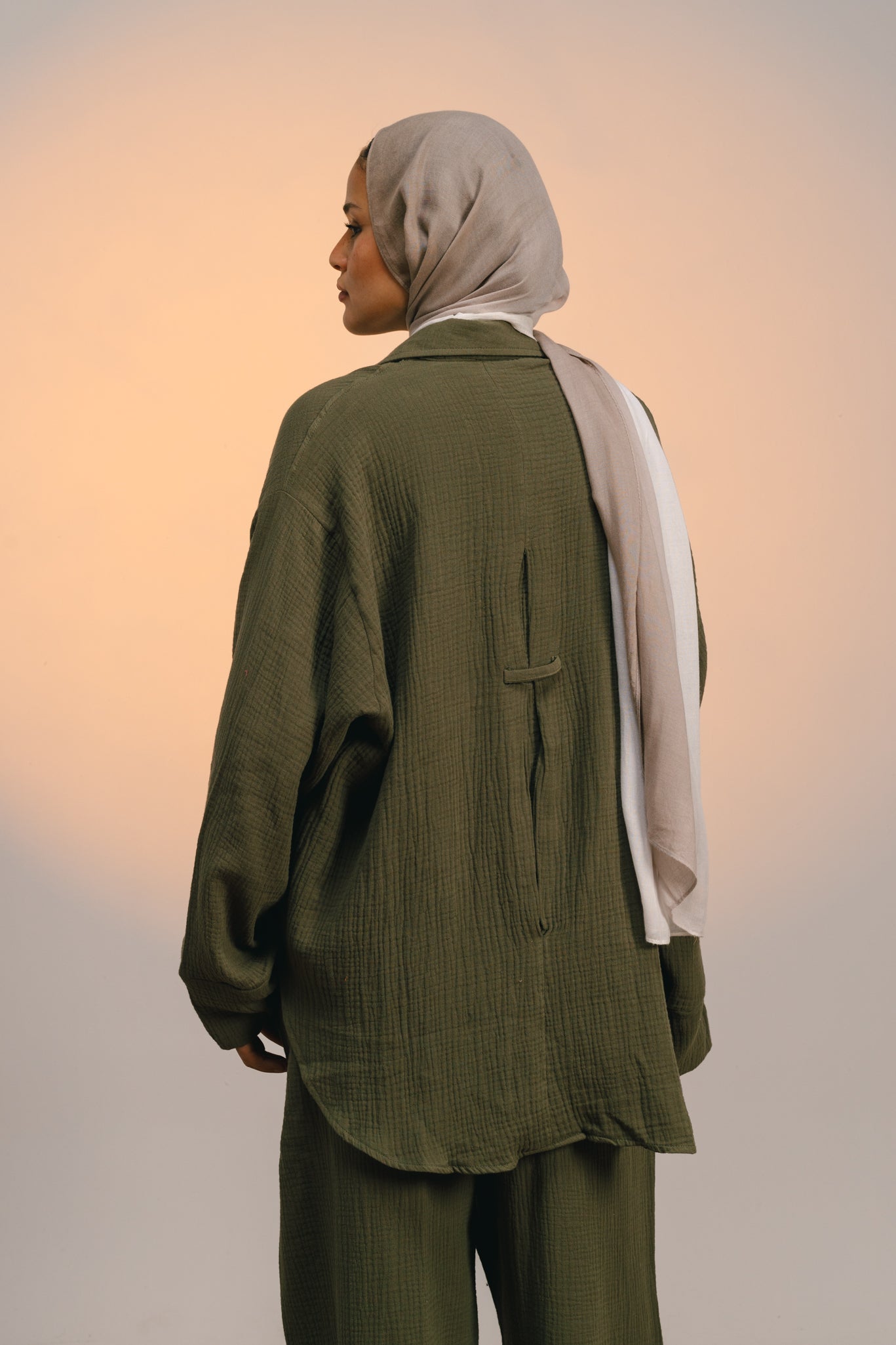 The breezy set in Dark olive