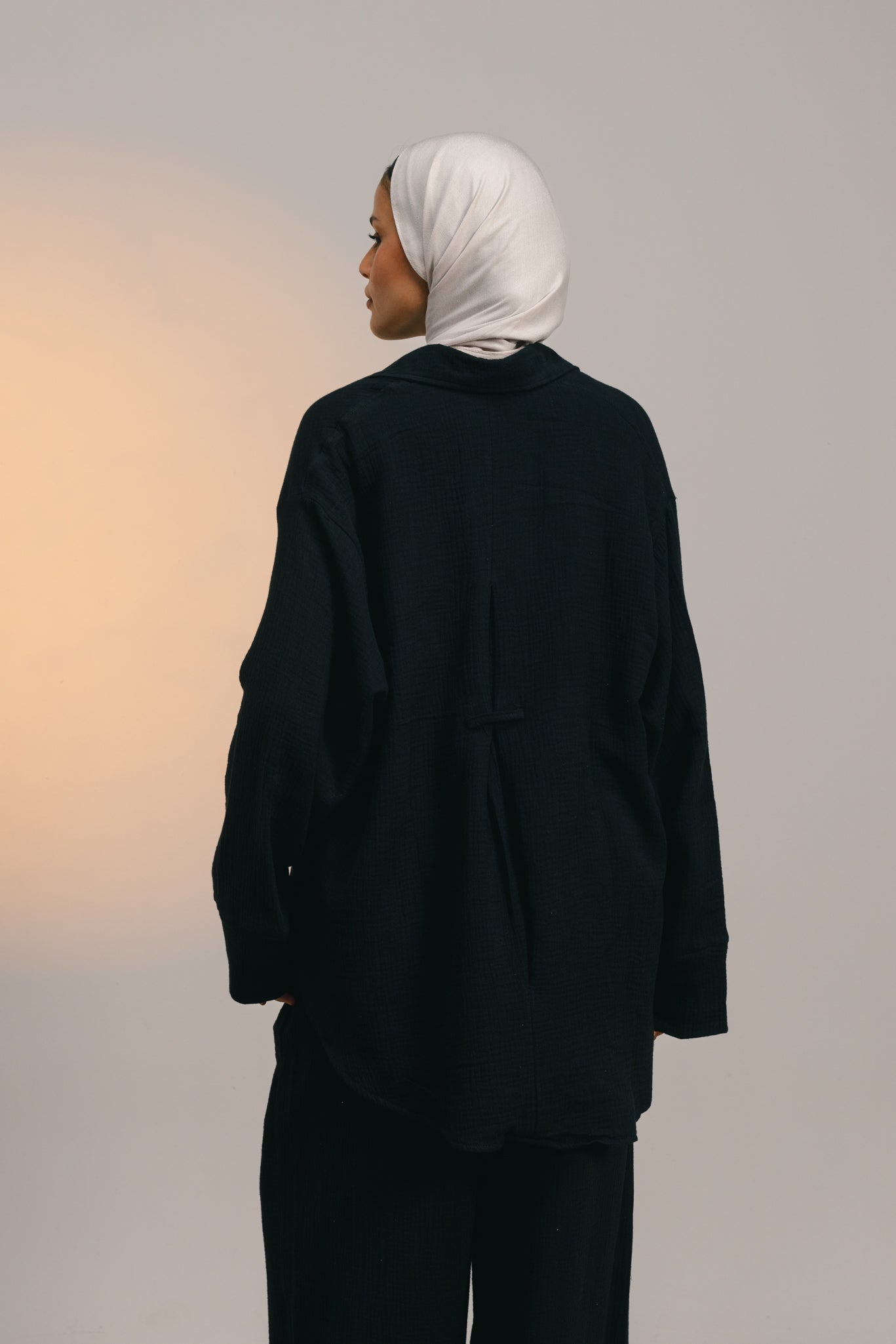 The breezy set in Black