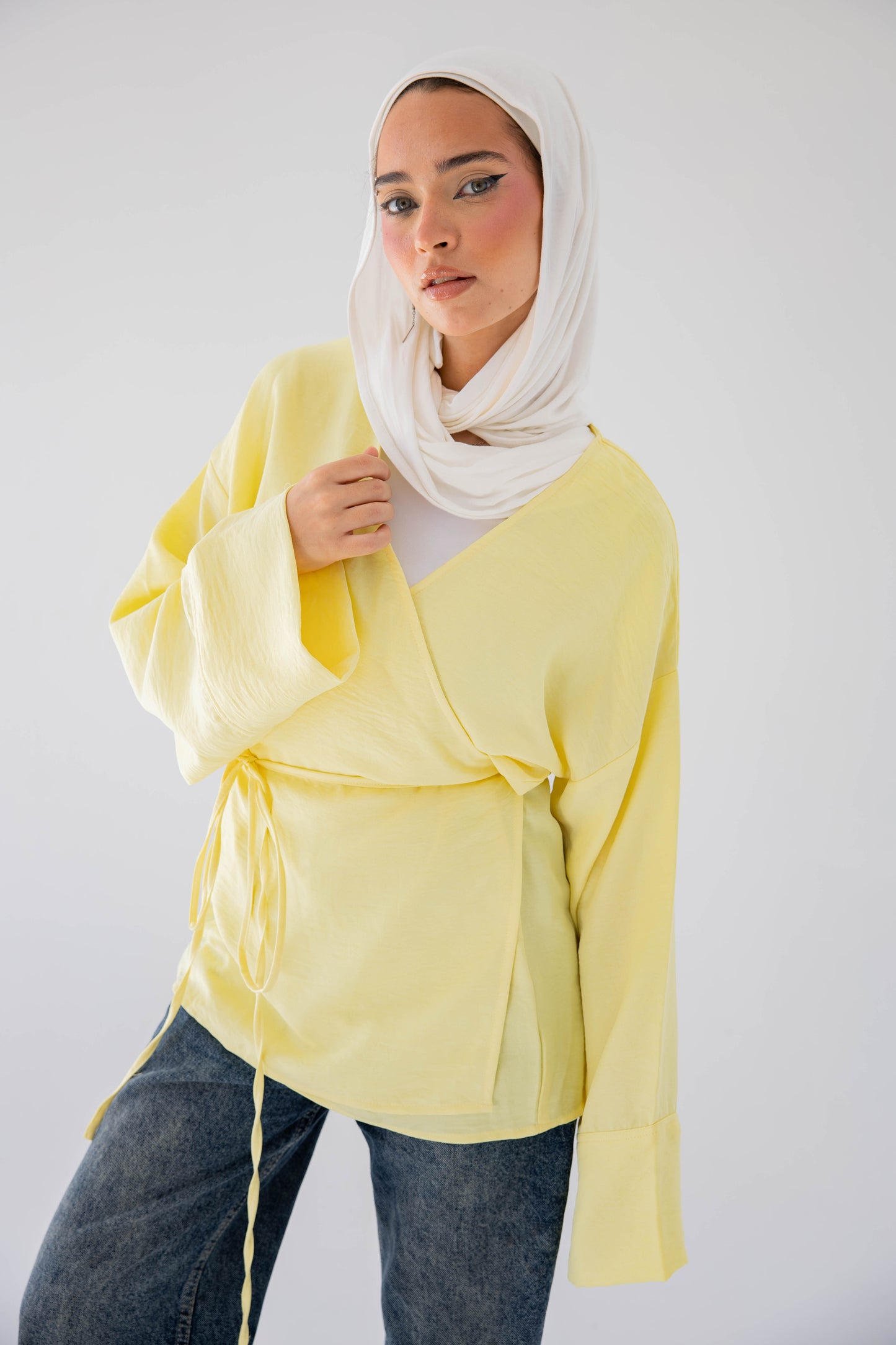 Luna wrap in pastel yellow