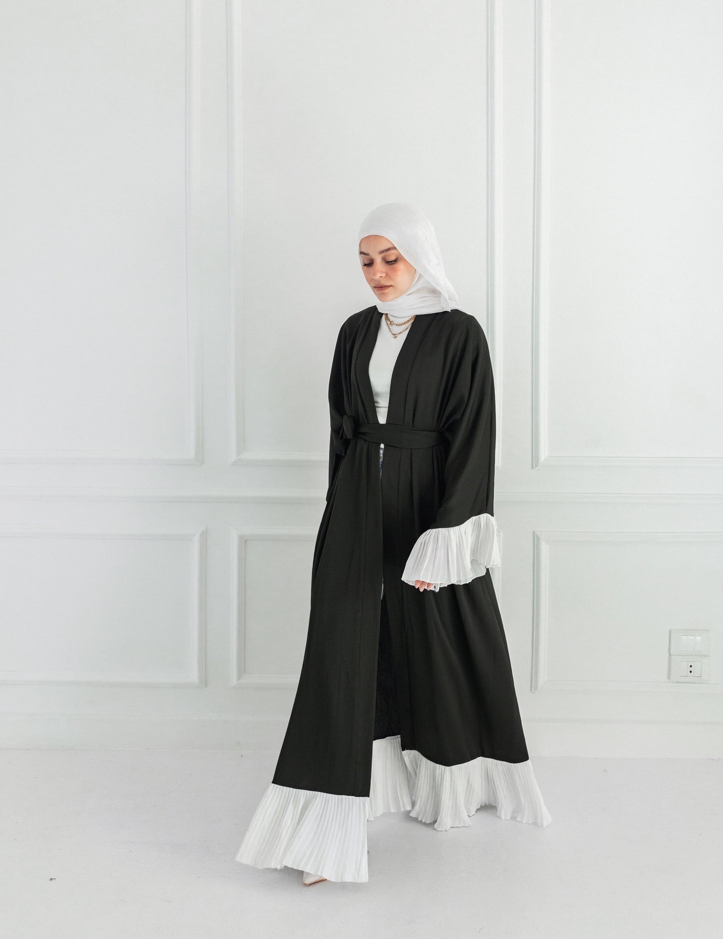 Grace abaya in olive