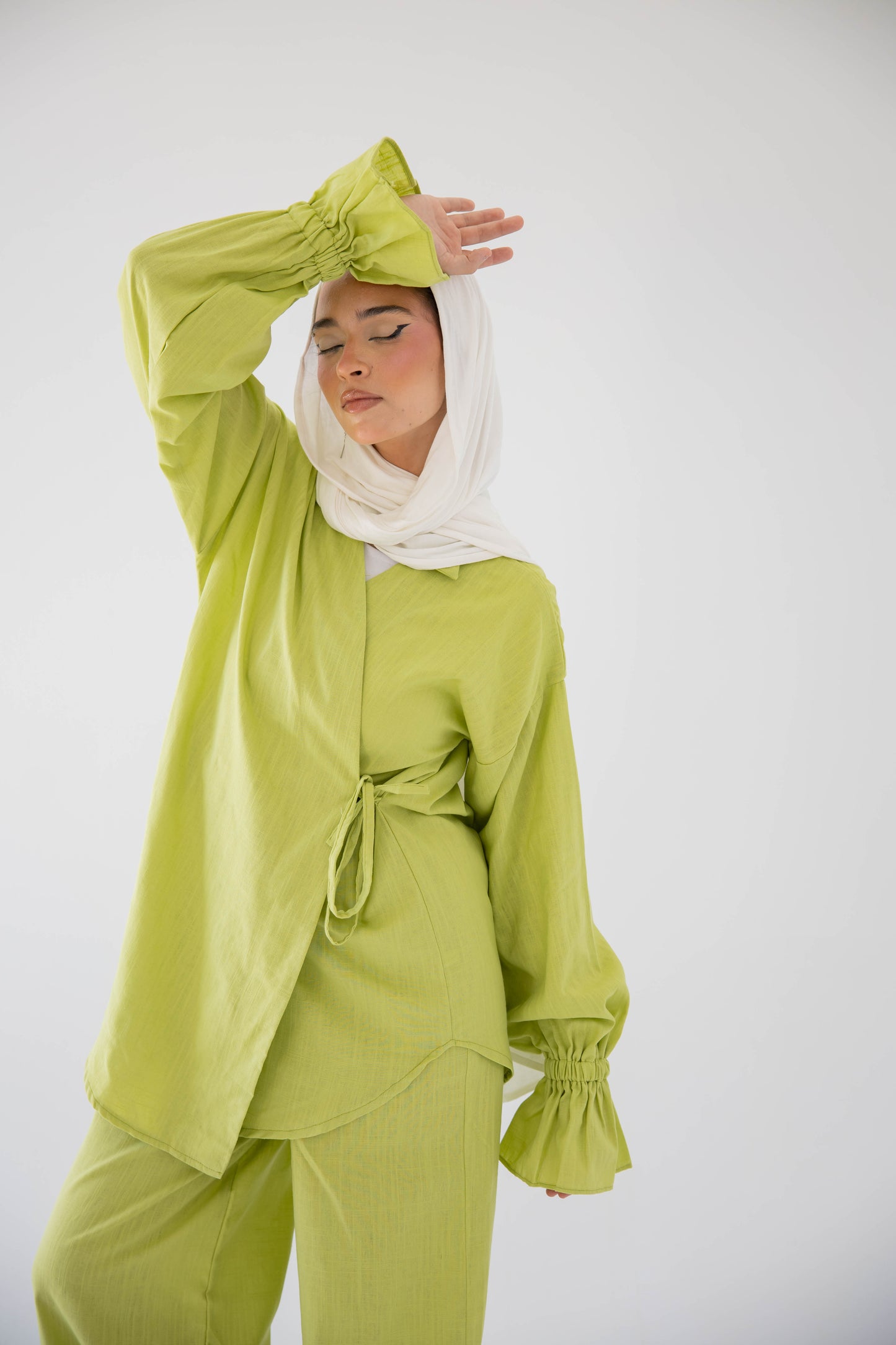 ASMC linen set in Electric Green
