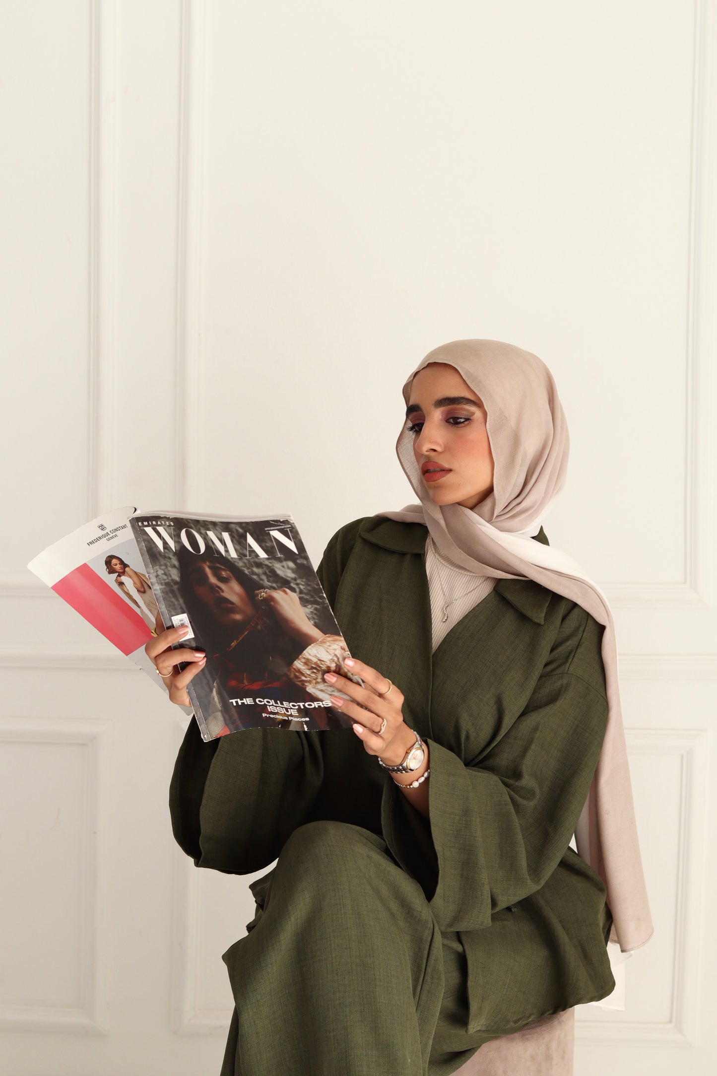 The practical set in deep olive