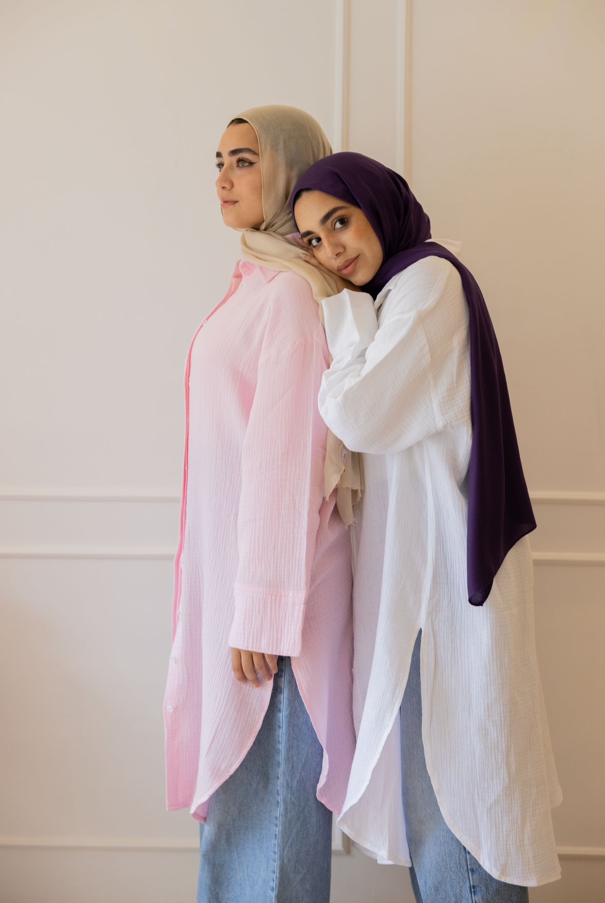 Crinkled linen long shirt in white