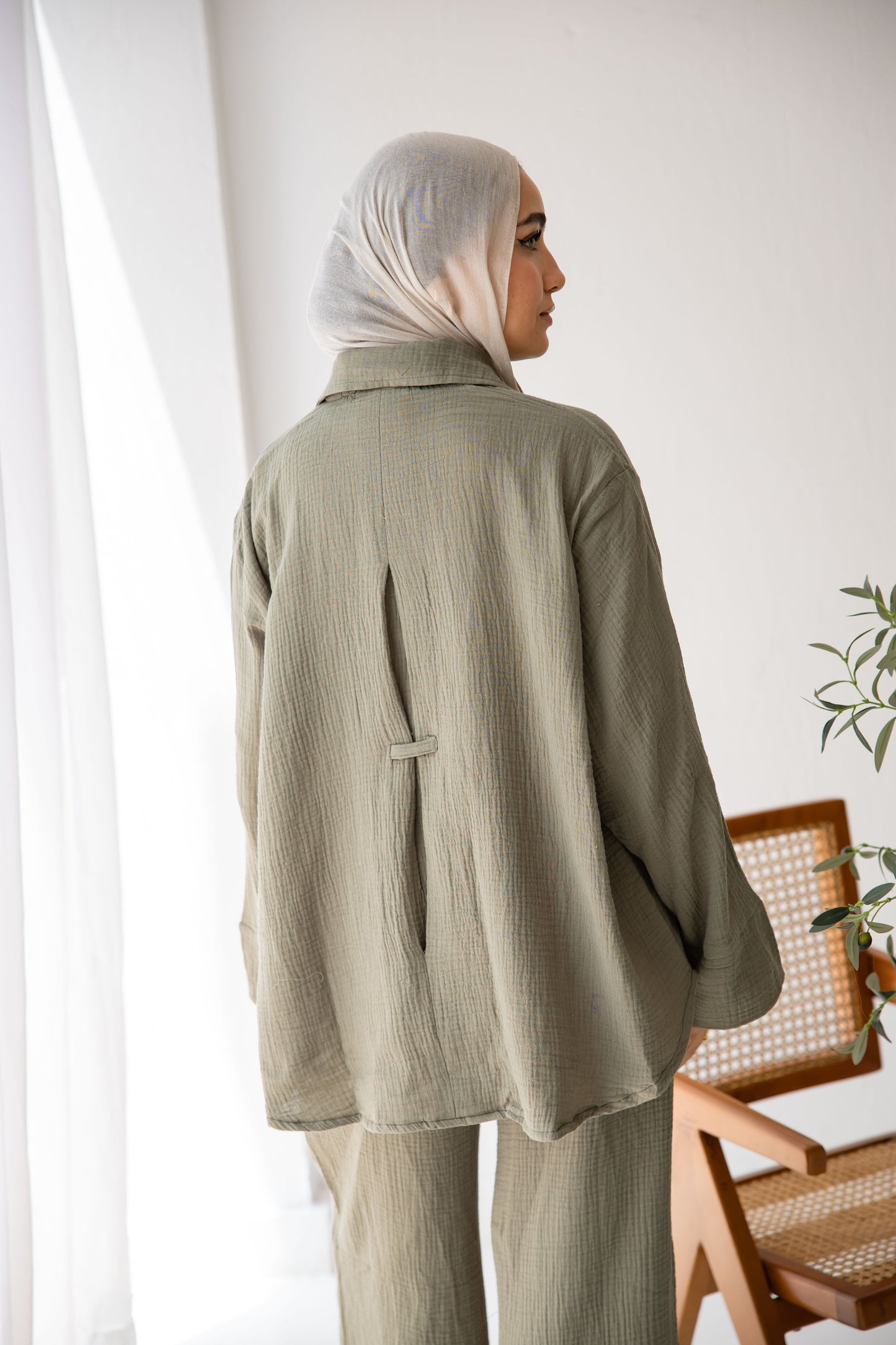 The breezy set in light olive