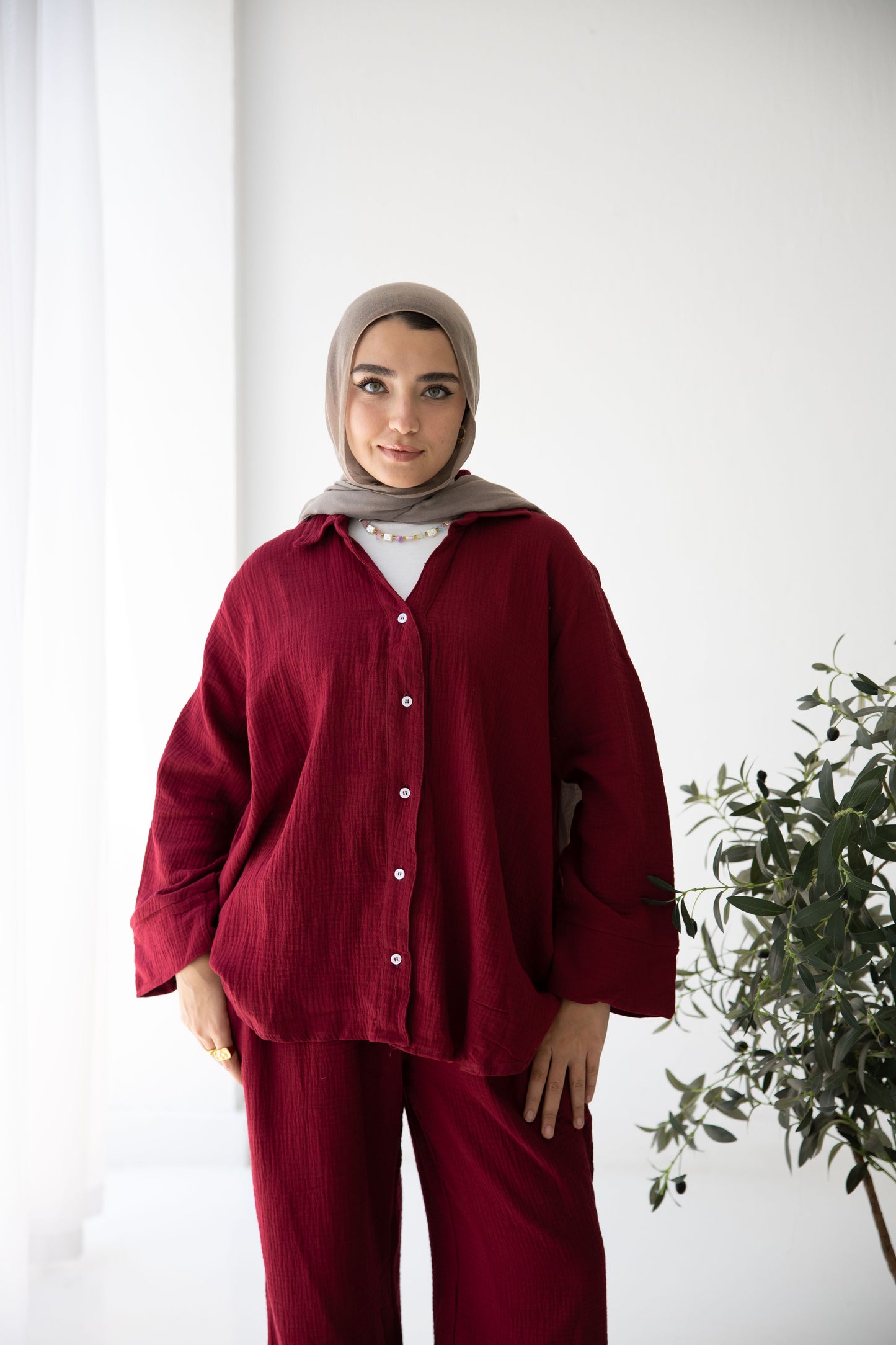 The breezy set in burgundy