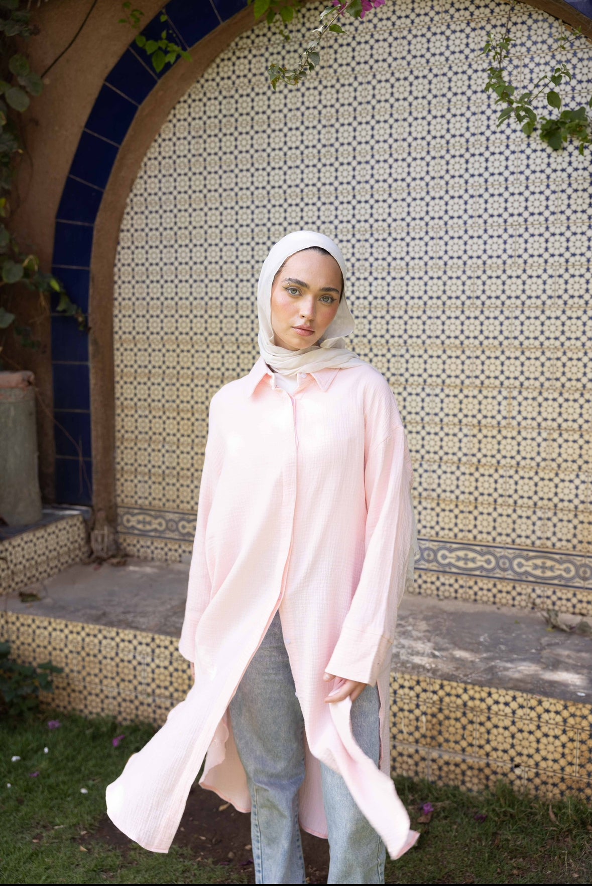 Crinkled linen long shirt in blush pink