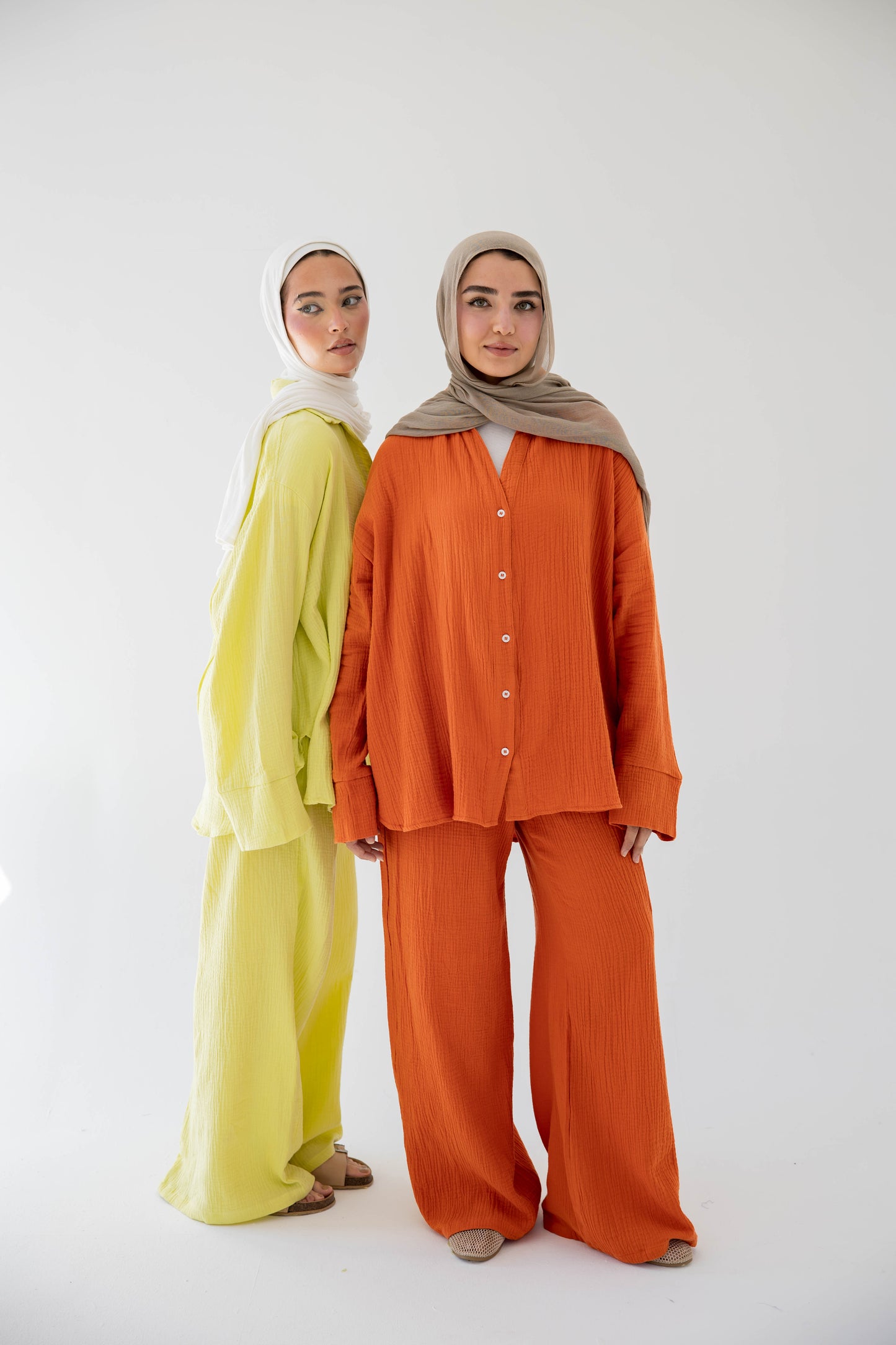 The breezy set in tangerine earth