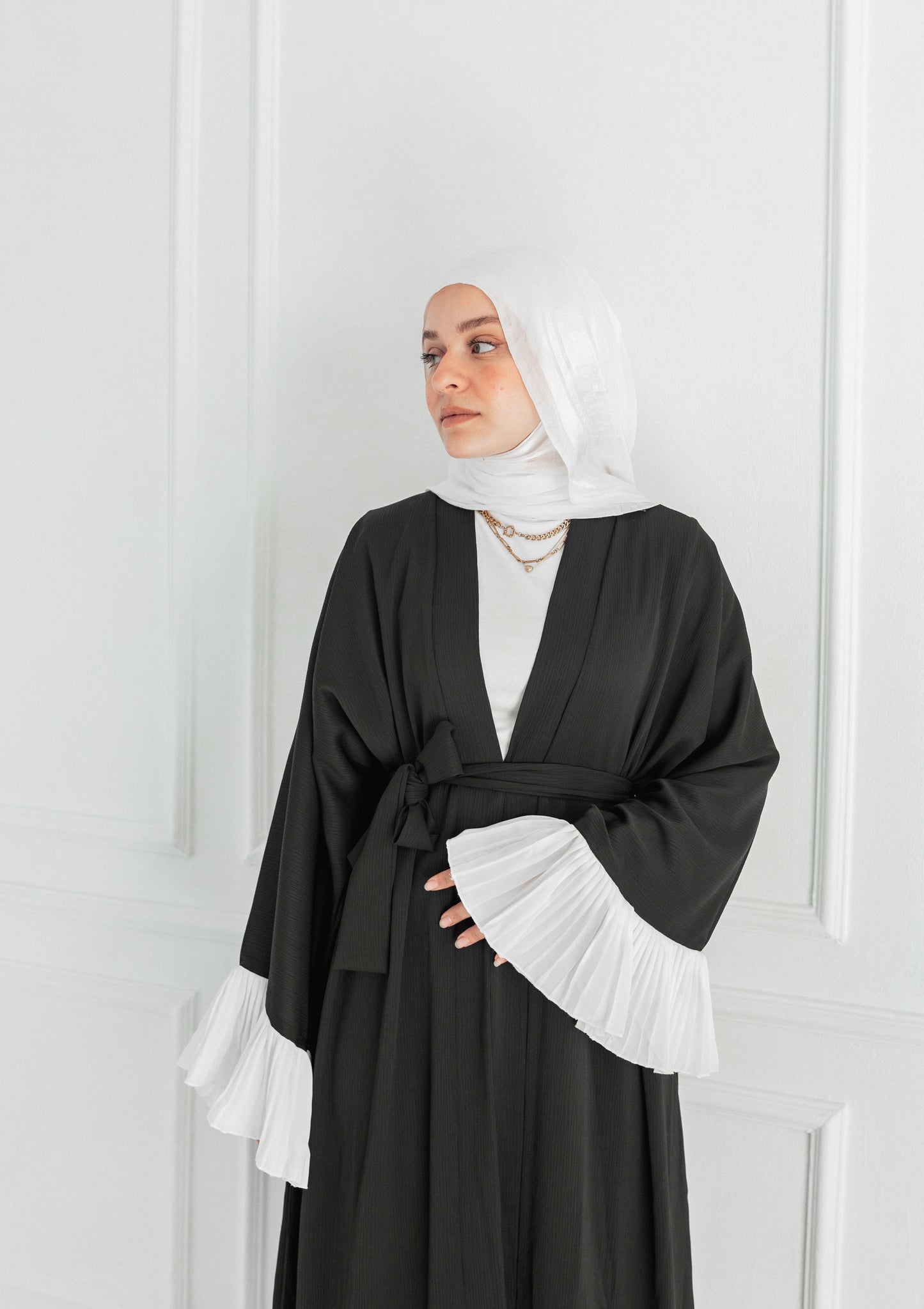 Grace abaya in olive