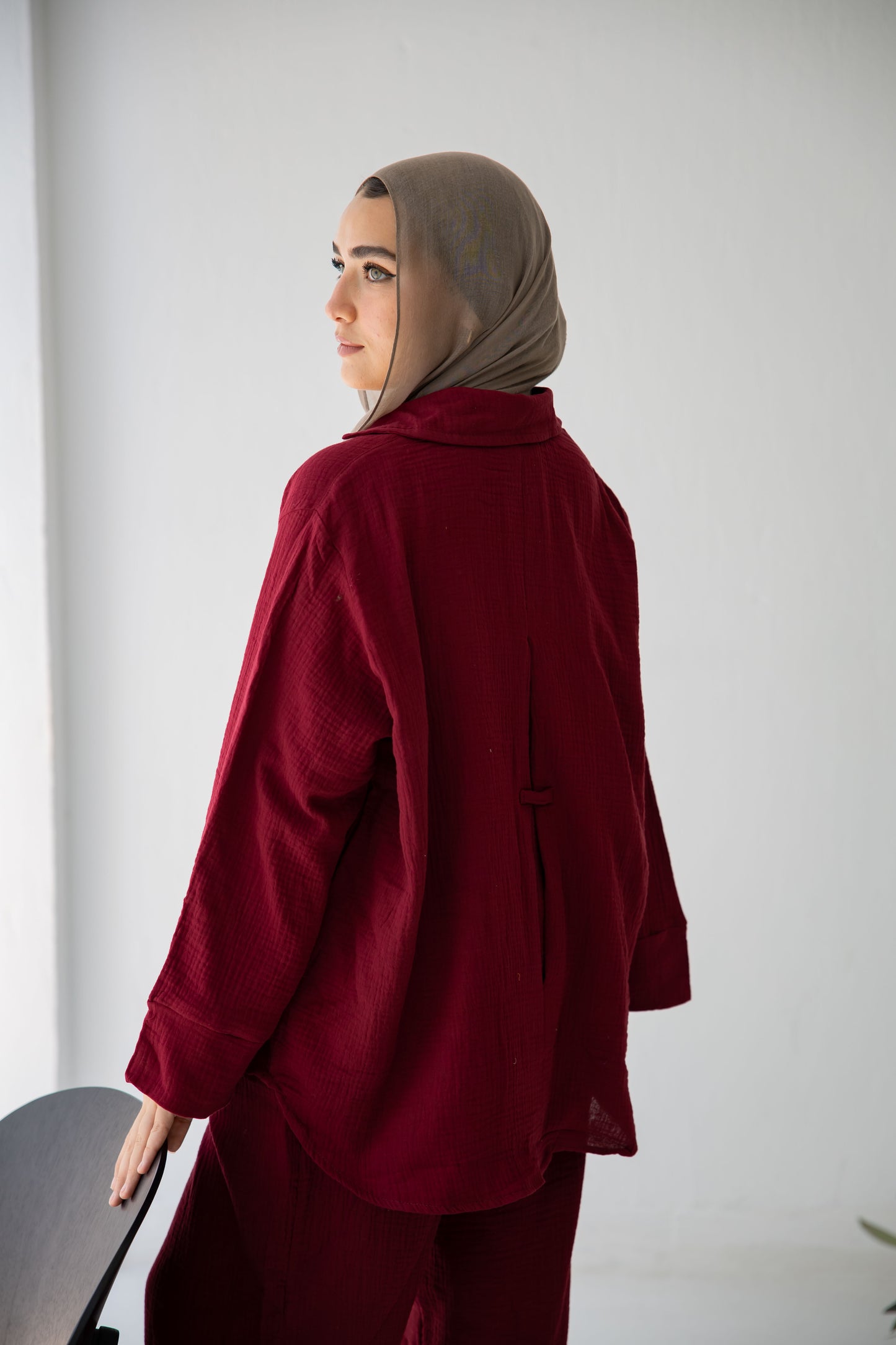 The breezy set in burgundy