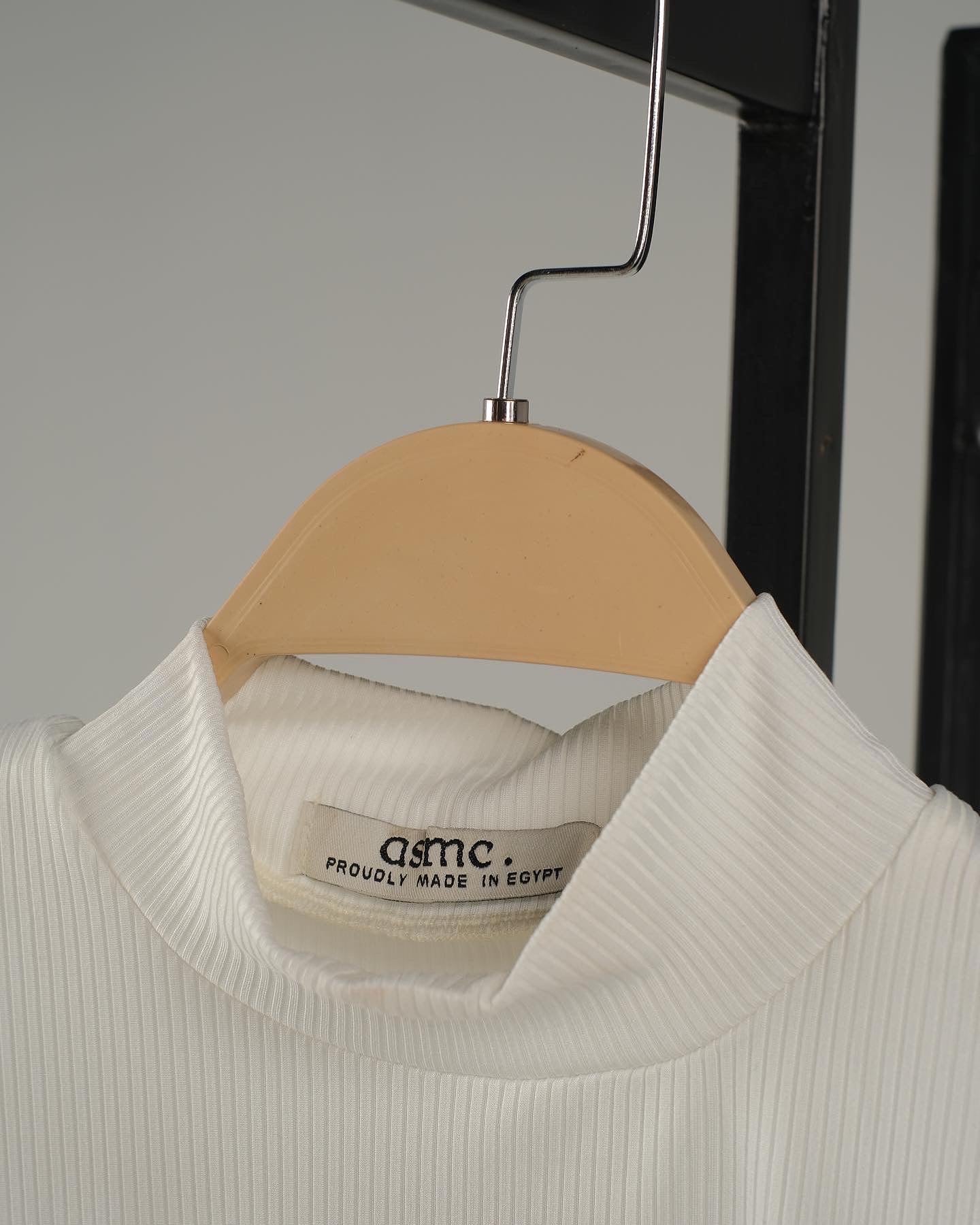 Basic top in white