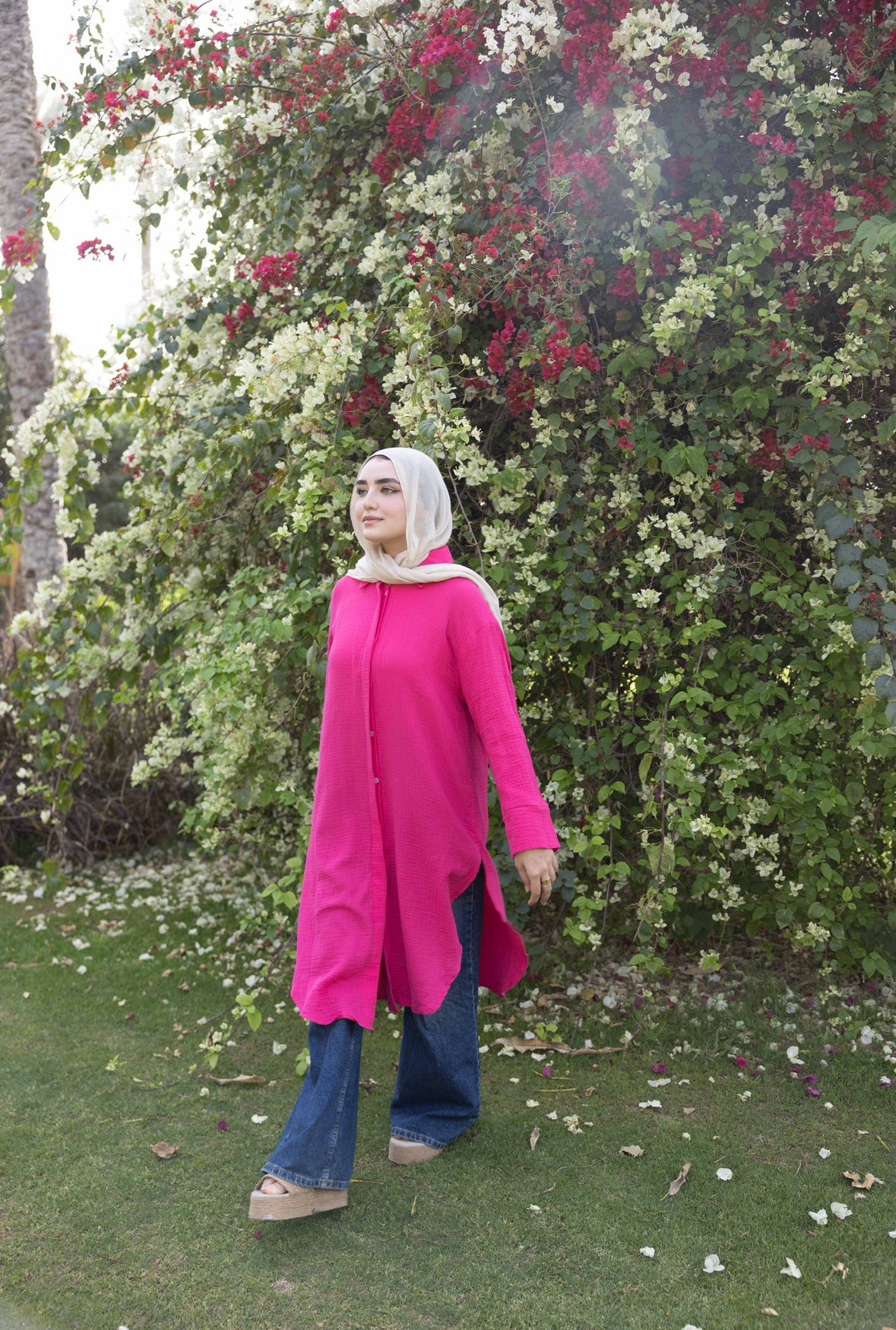 Crinkled linen long shirt in hot pink