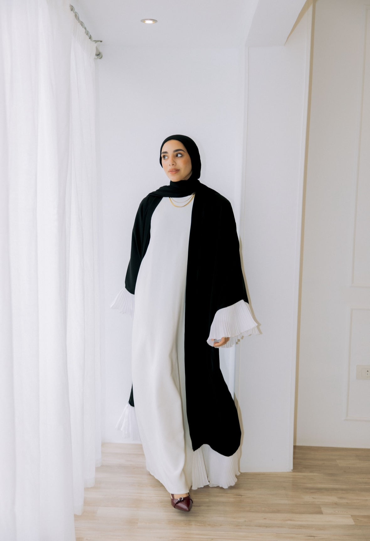 Grace Abaya in black