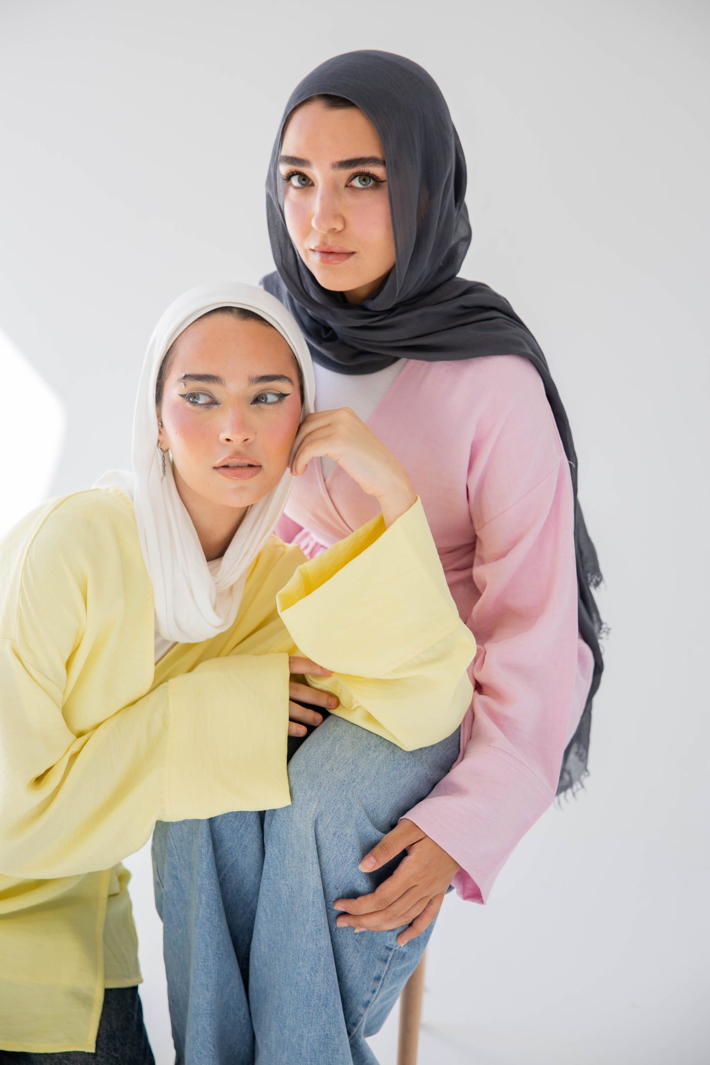Luna wrap in pastel yellow
