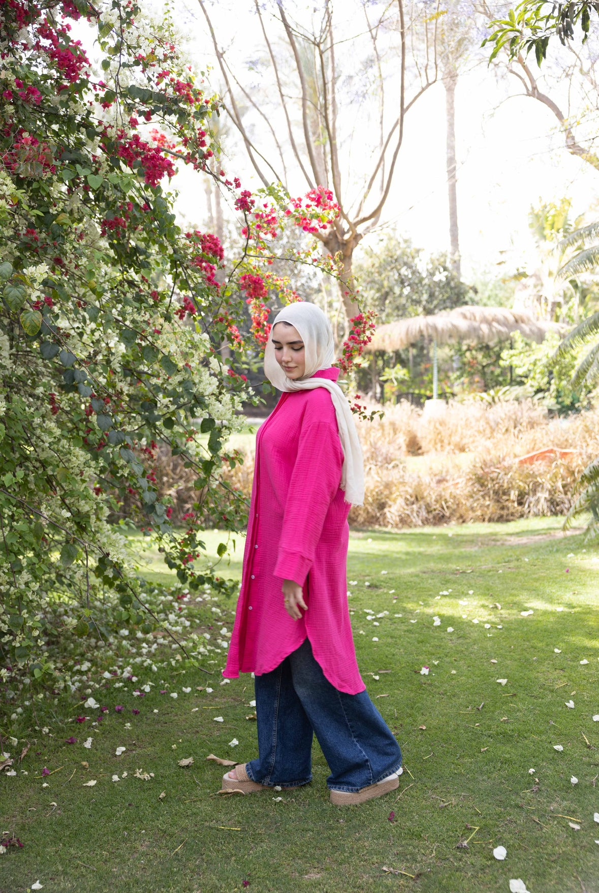 Crinkled linen long shirt in hot pink