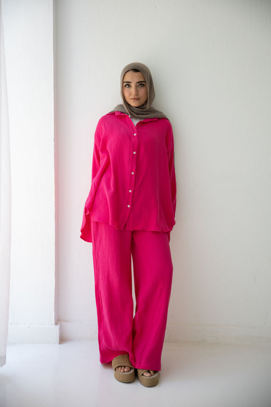 The breezy set in hot pink