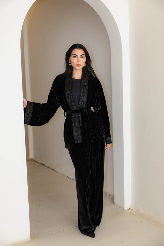 Midnight Majesty Set In Black