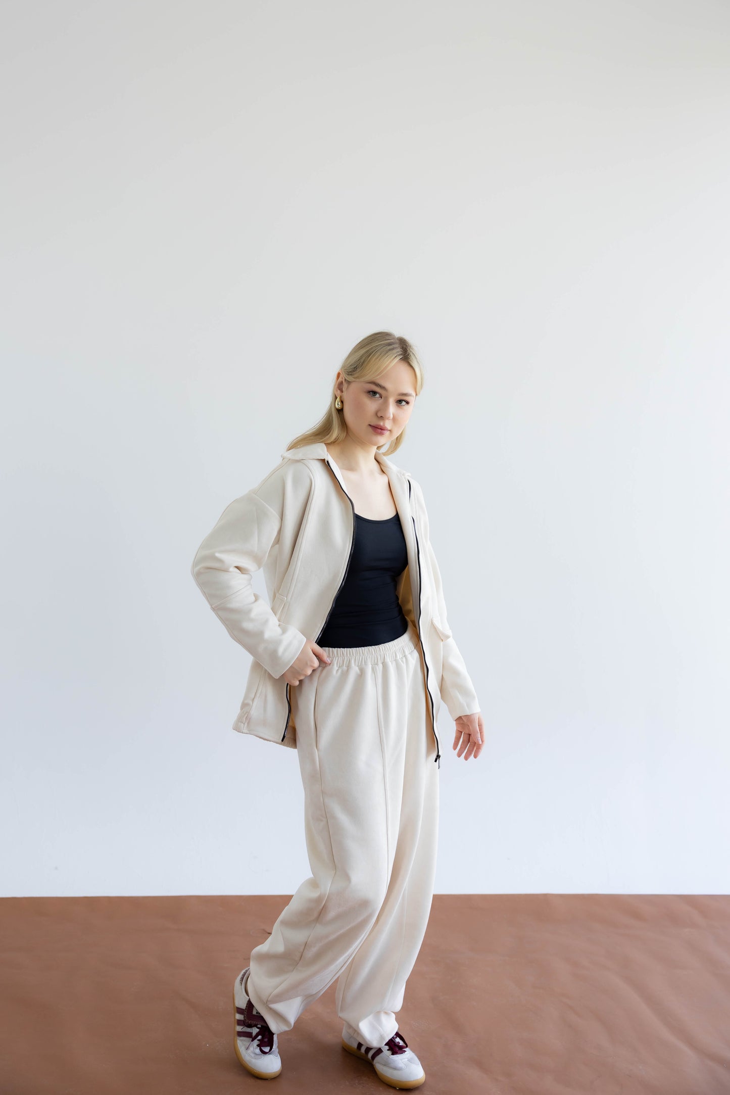 On Track set In off-White