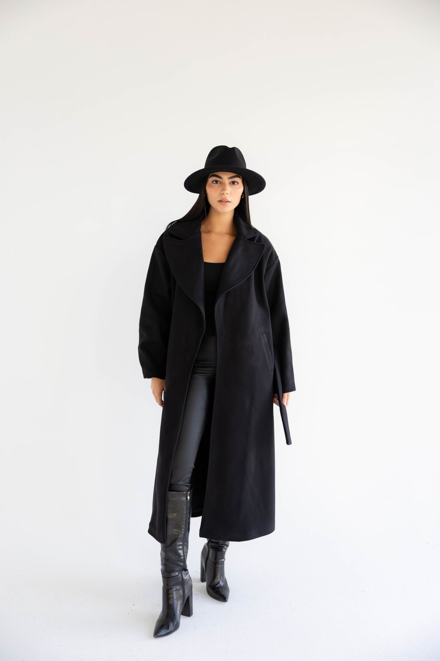 Snow Grace Coat In Black