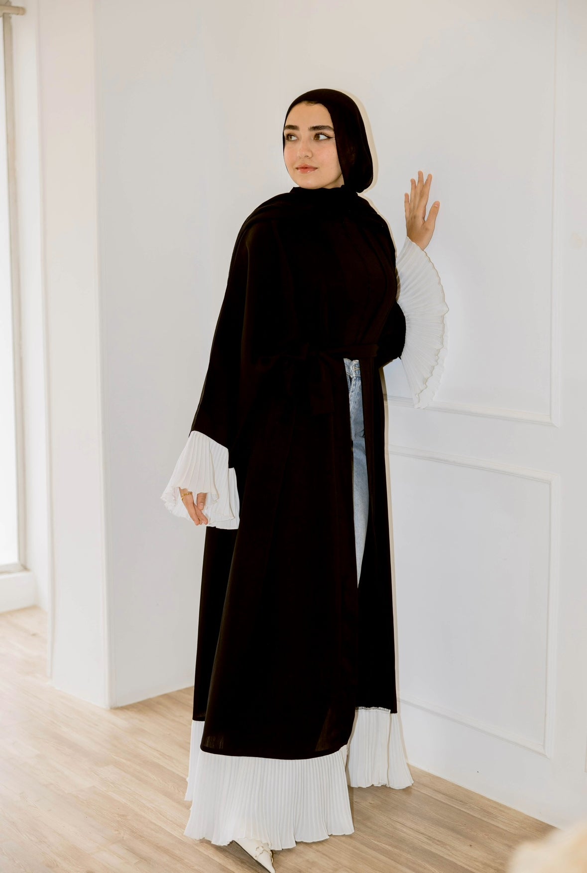 Grace Abaya in black