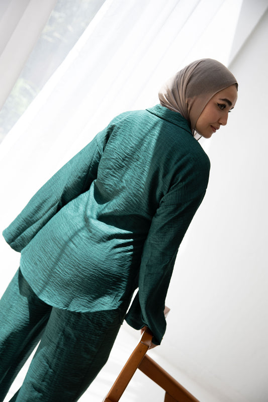 The practical set in emerald green