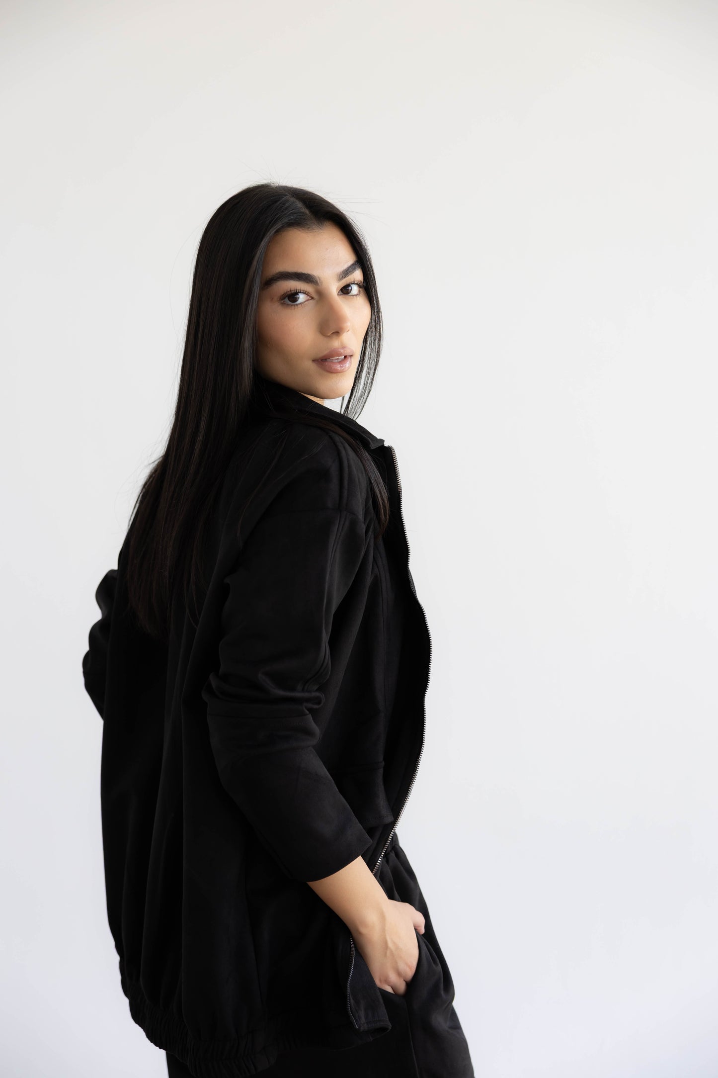 On Track Set In Black