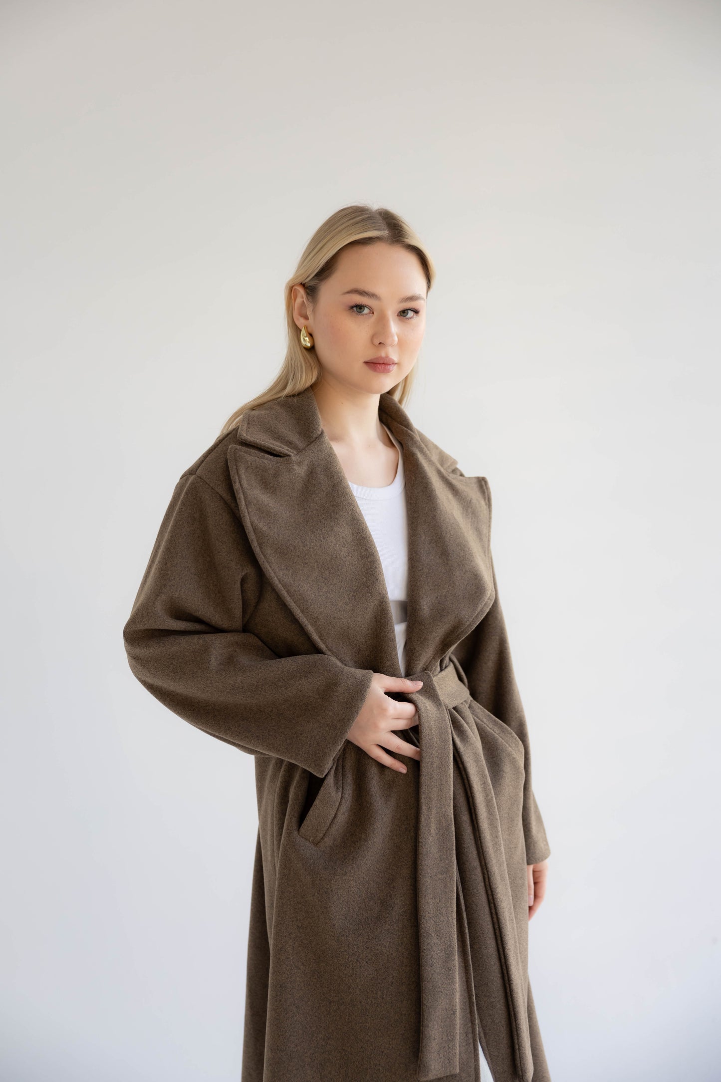Snow Grace Coat In Coffee Bean