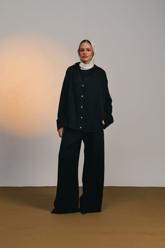 The breezy set in Black