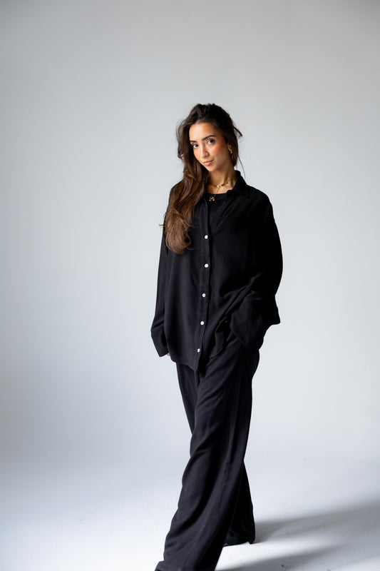 Soft Breeze Linen Set In Black