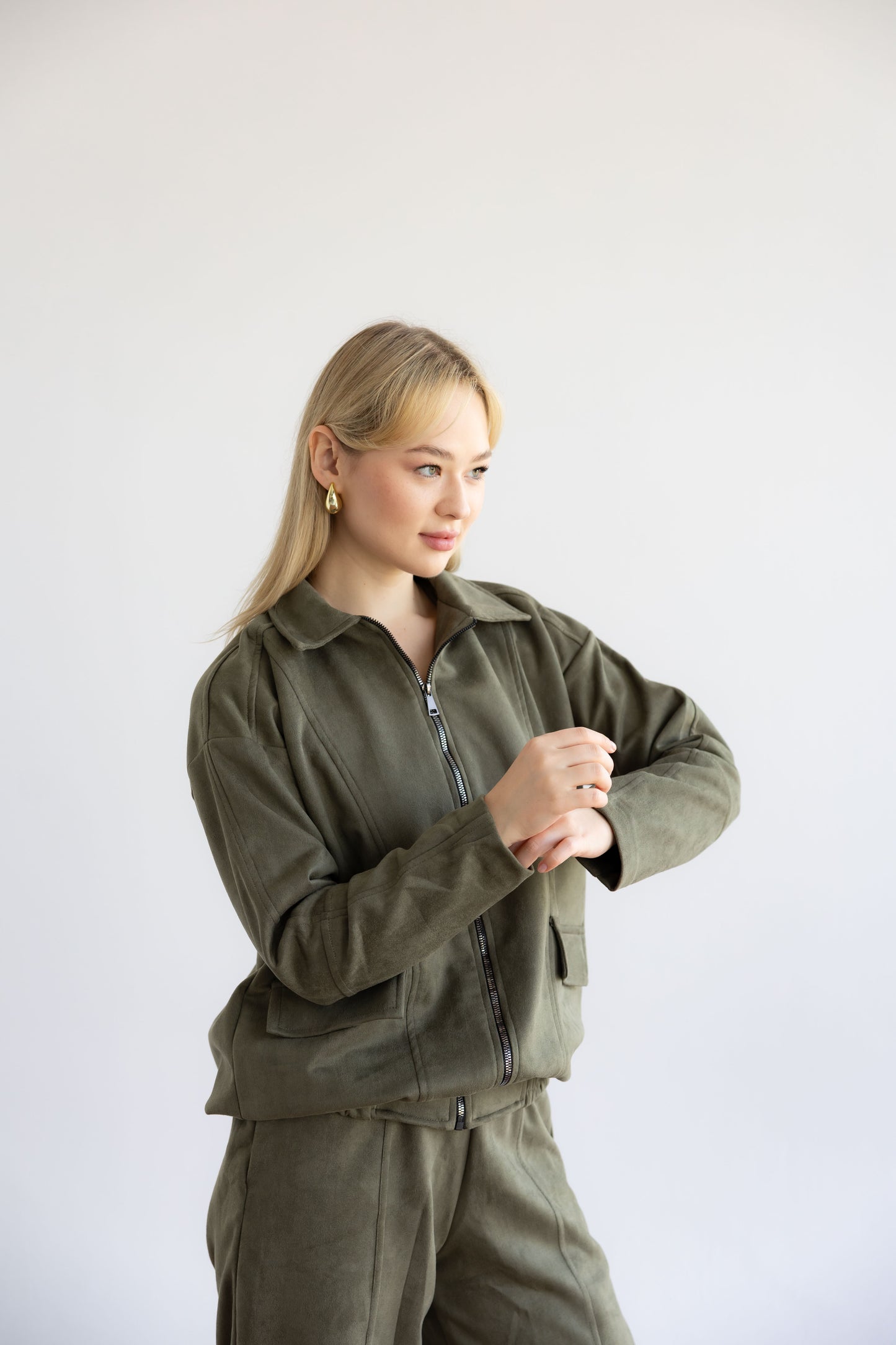 On Track Set In Olive