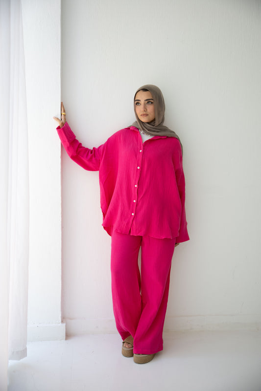 The breezy set in hot pink