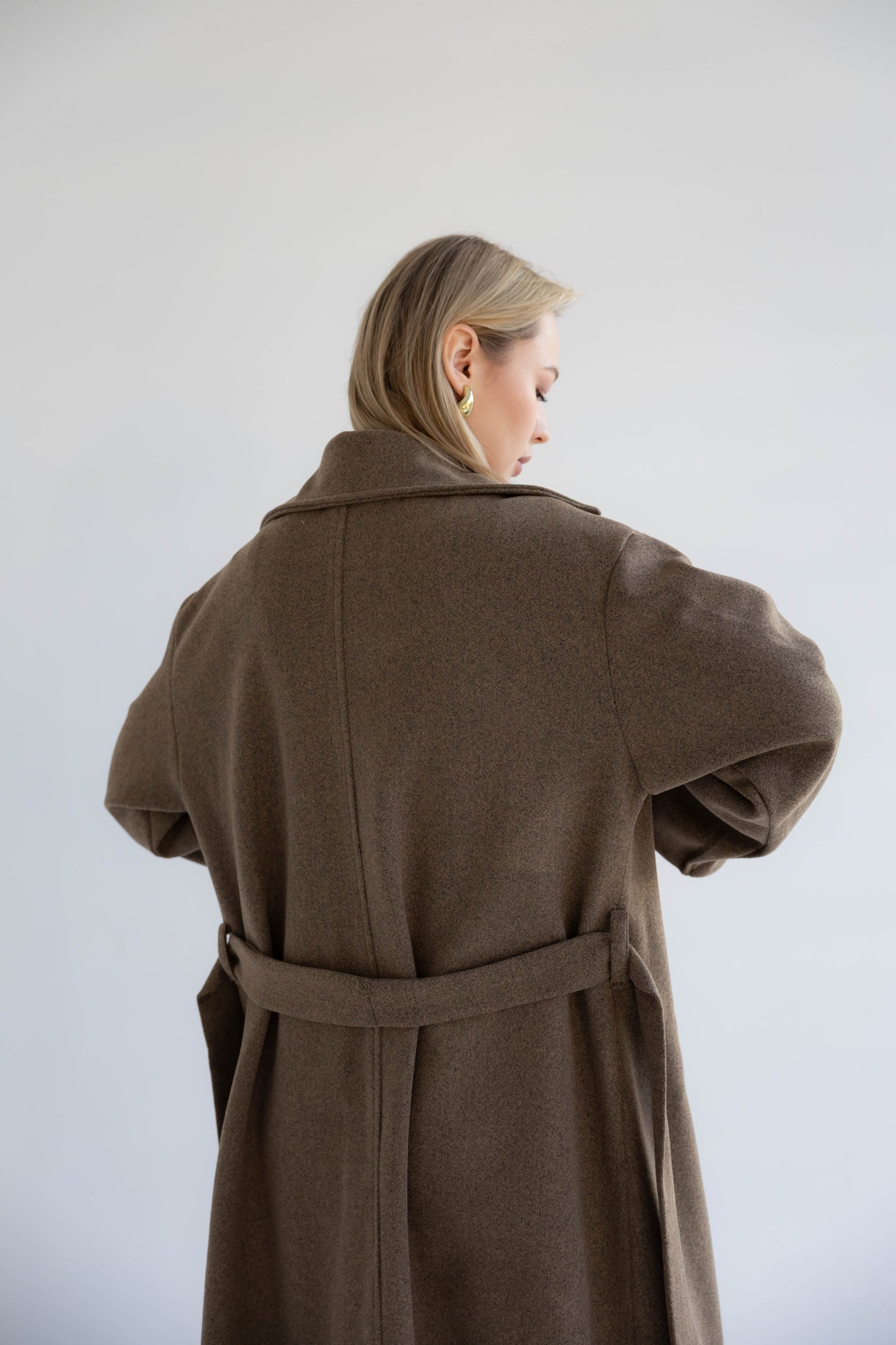 Snow Grace Coat In Coffee Bean