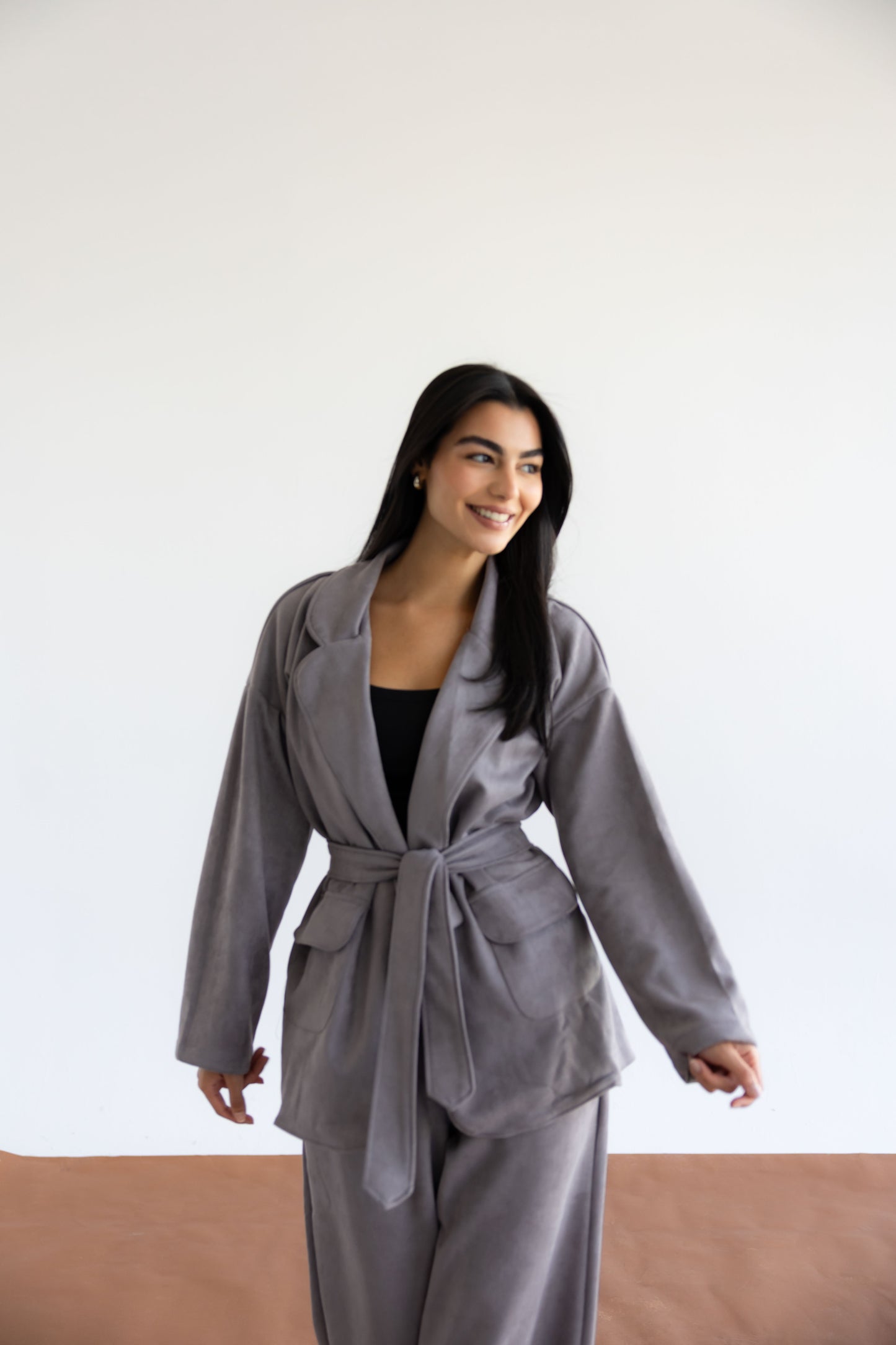 The Velvet Set In Grey