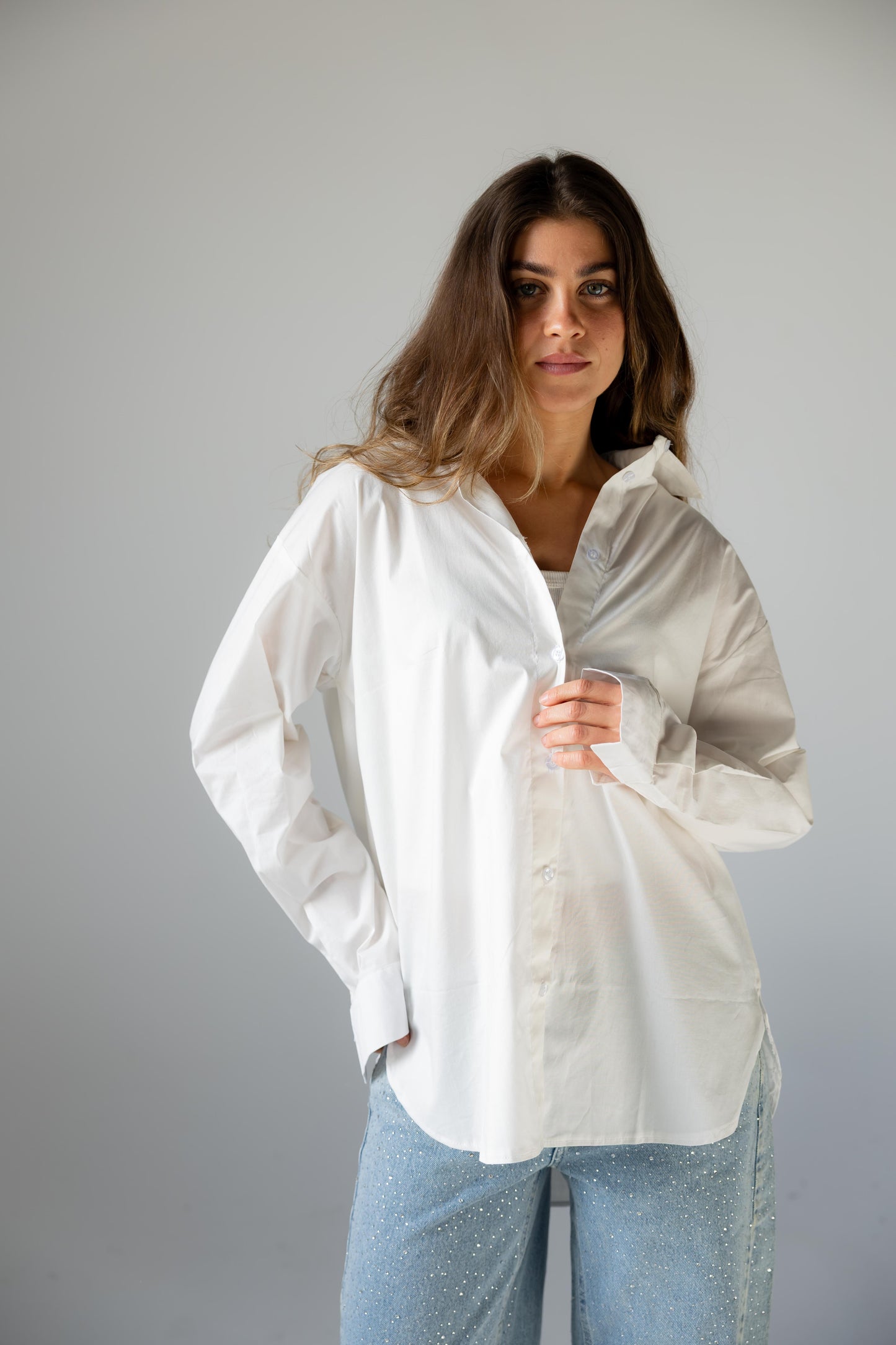 Whisper shirt in white [ Non-Transparent ]