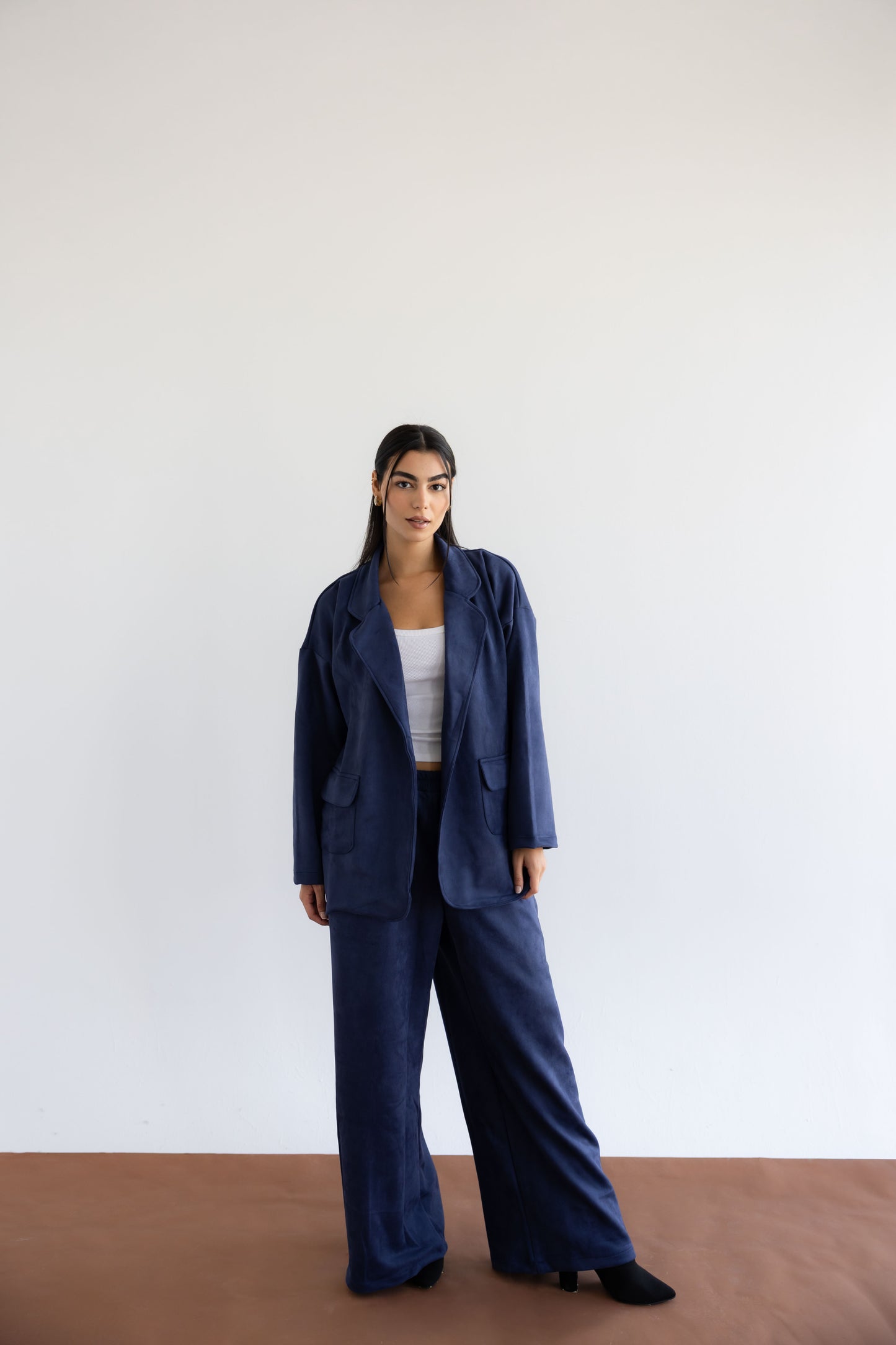 The Velvet Set In Navy