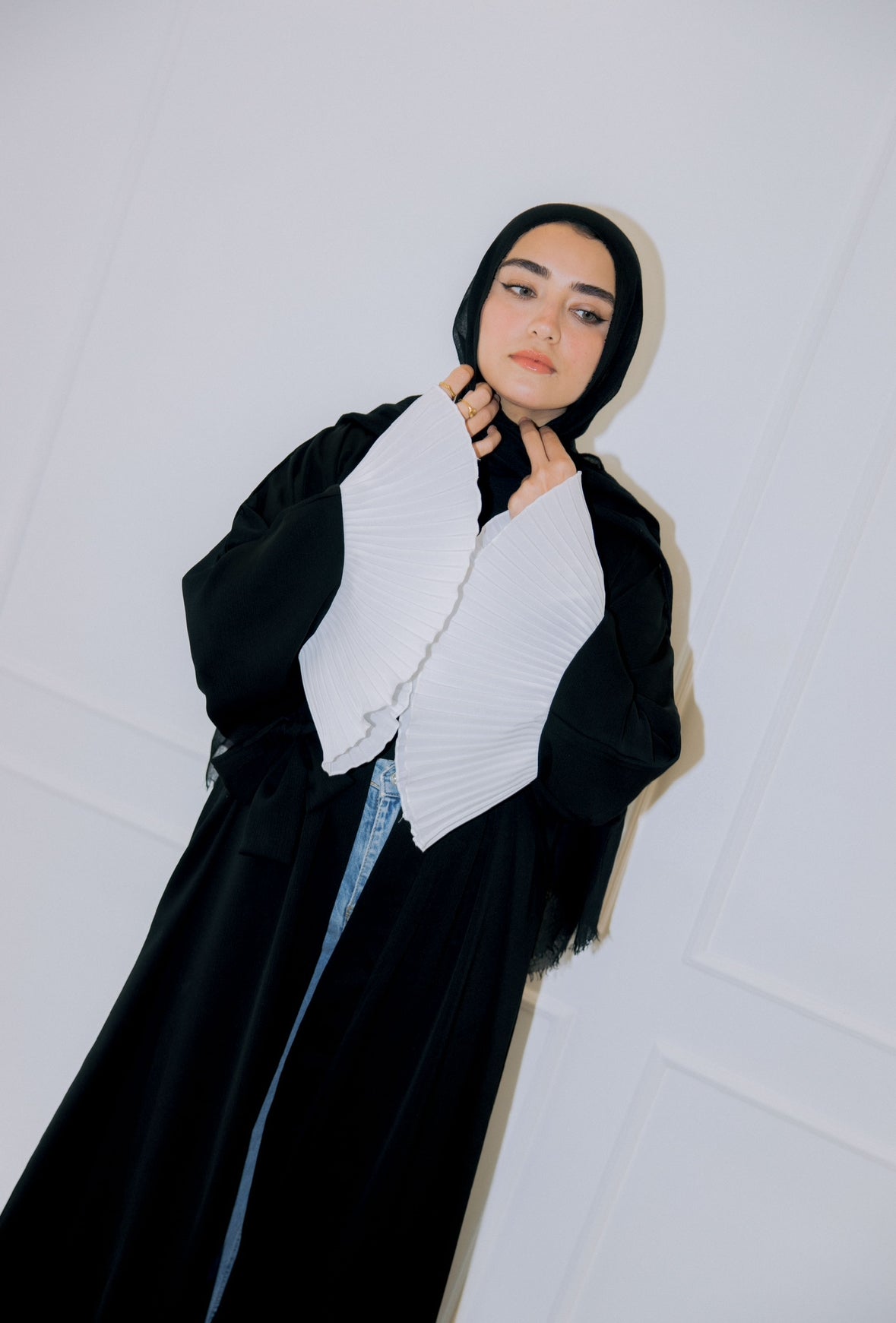 Grace Abaya in black