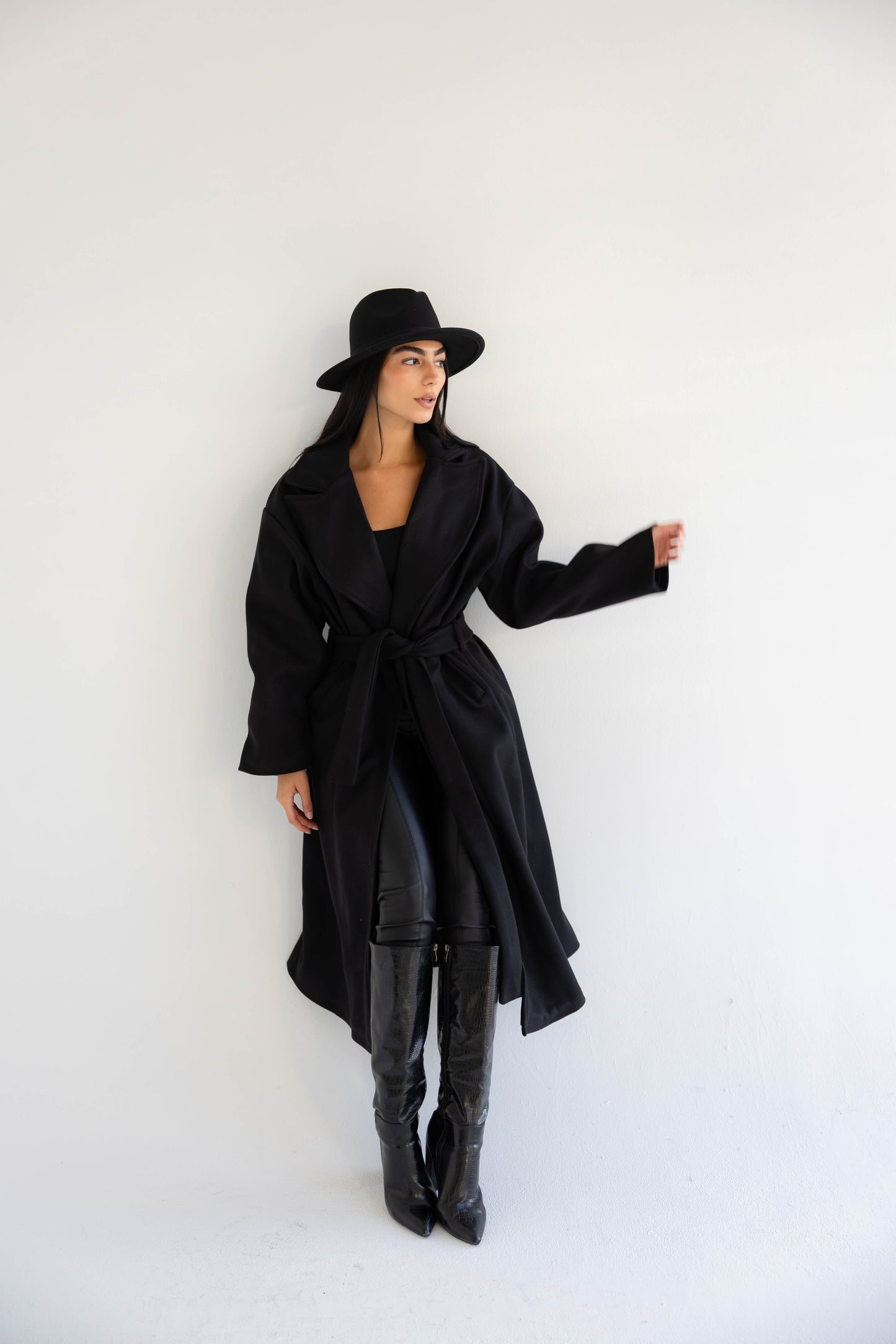 Snow Grace Coat In Black