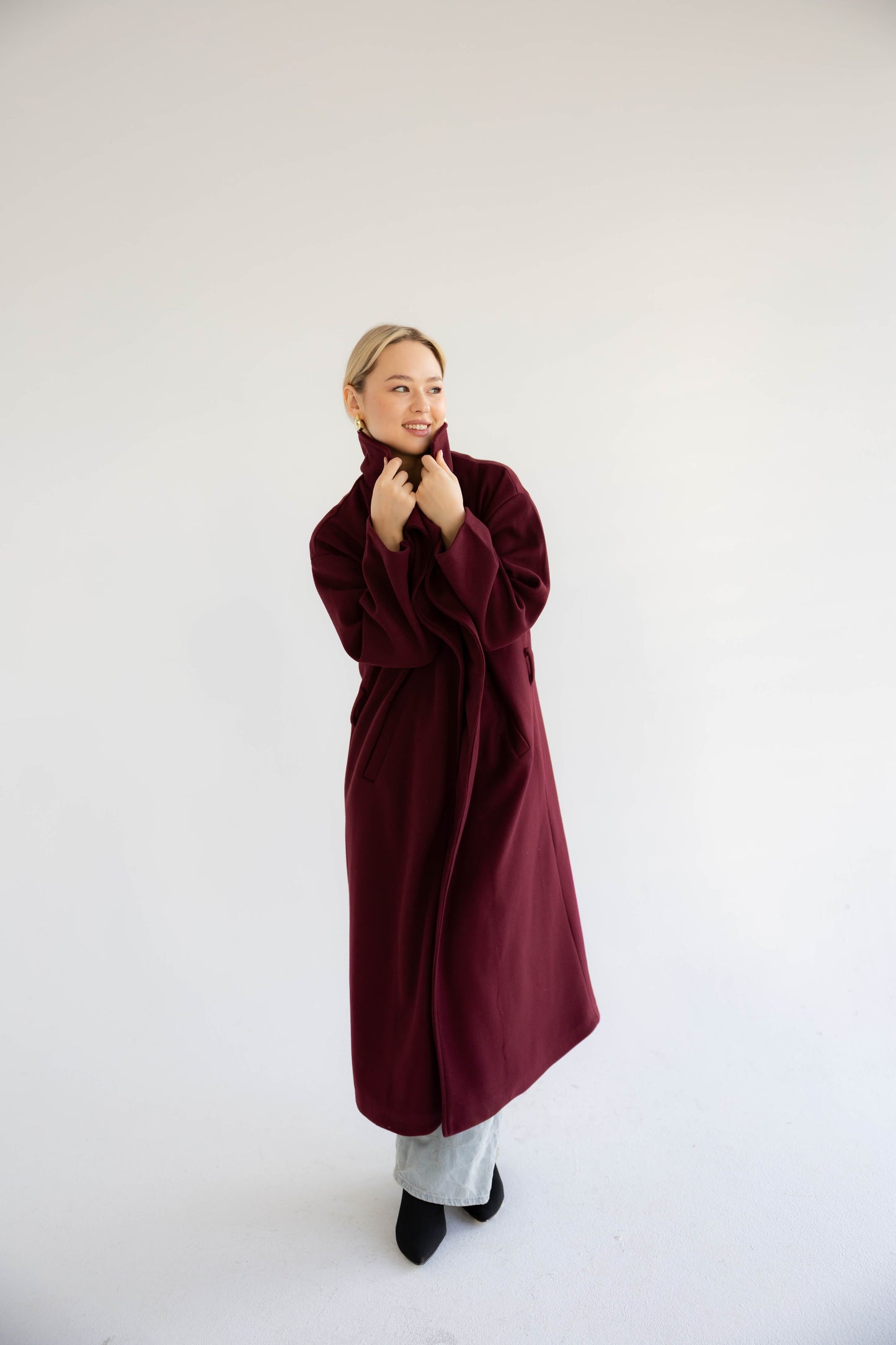 Snow Grace Coat In Mulberry