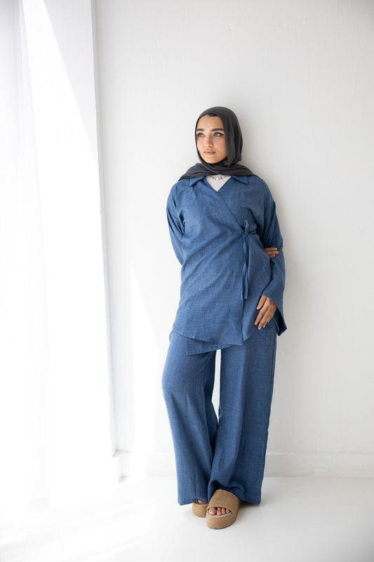 The practical set in washed blue