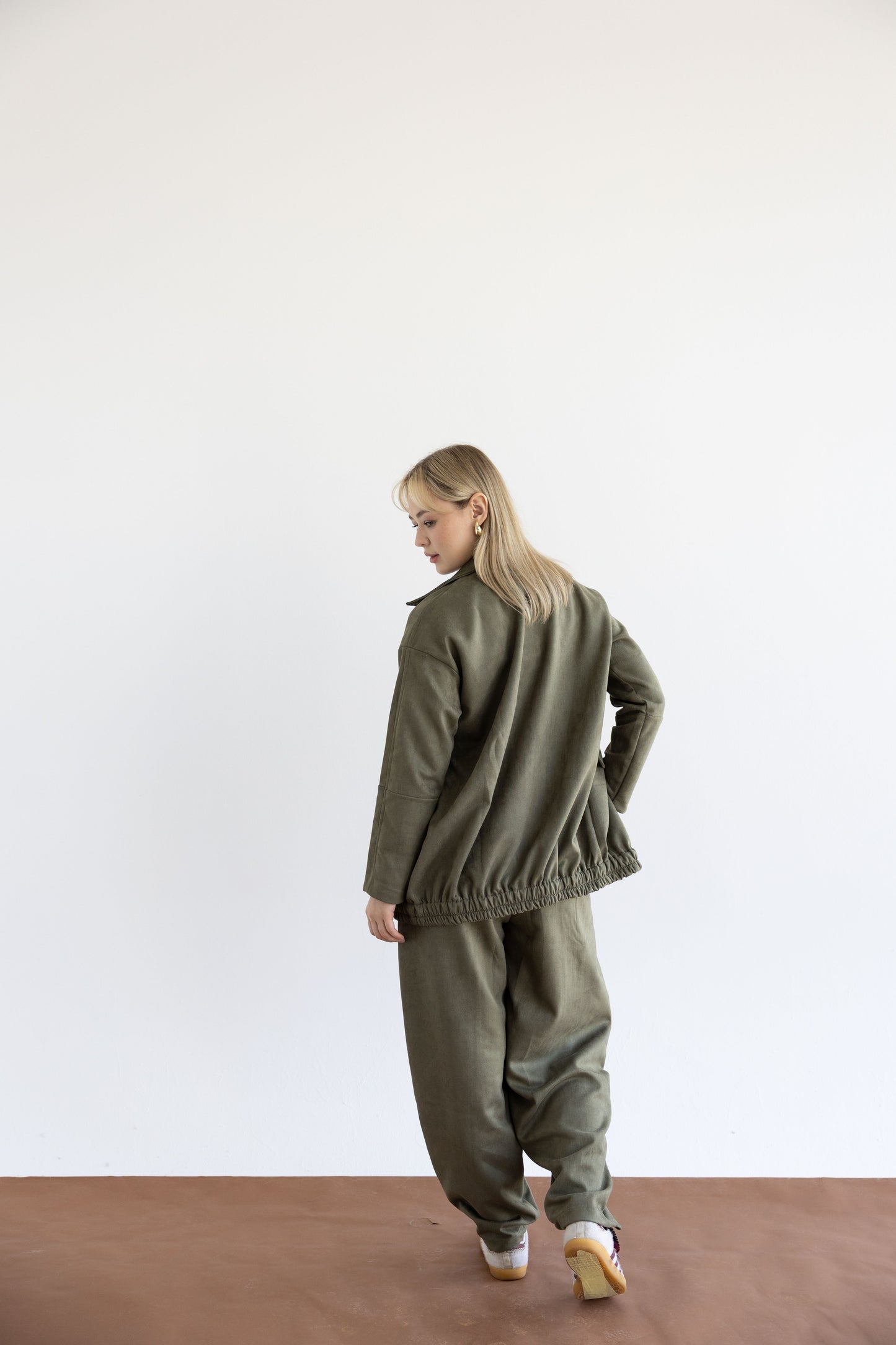 On Track Set In Olive