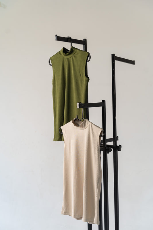 Basic top in olive