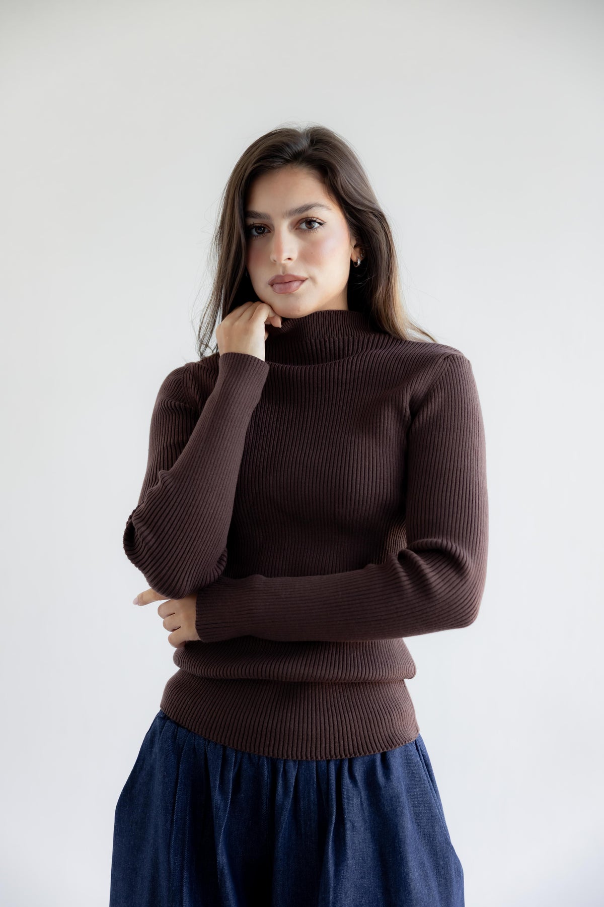 The Ribbed Knit Basic Top - Brown